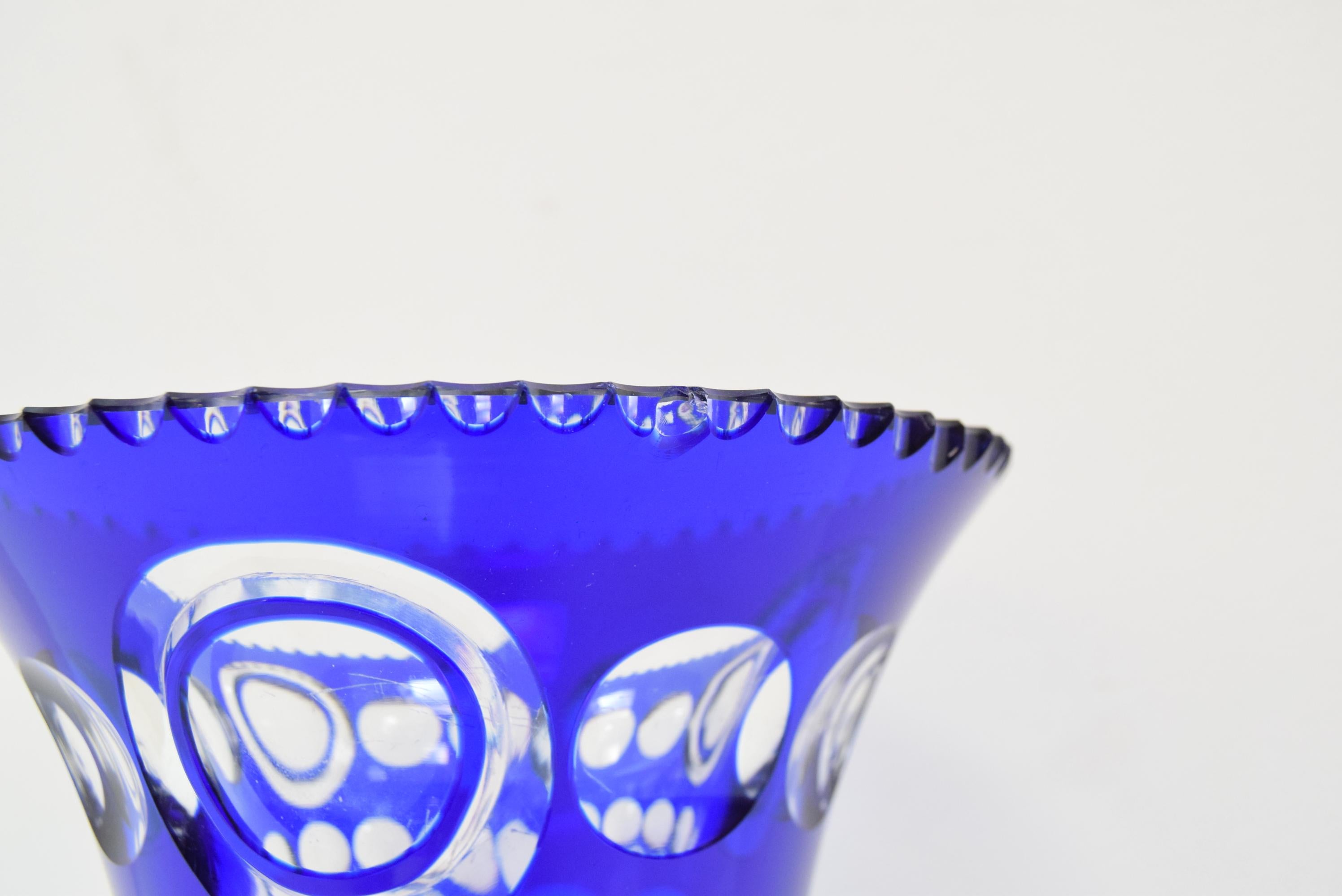 Hand Cut Lead Crystal Cobalt Blue Vase by Caesar Crystal Bohemiae Co, 1980s For Sale 3