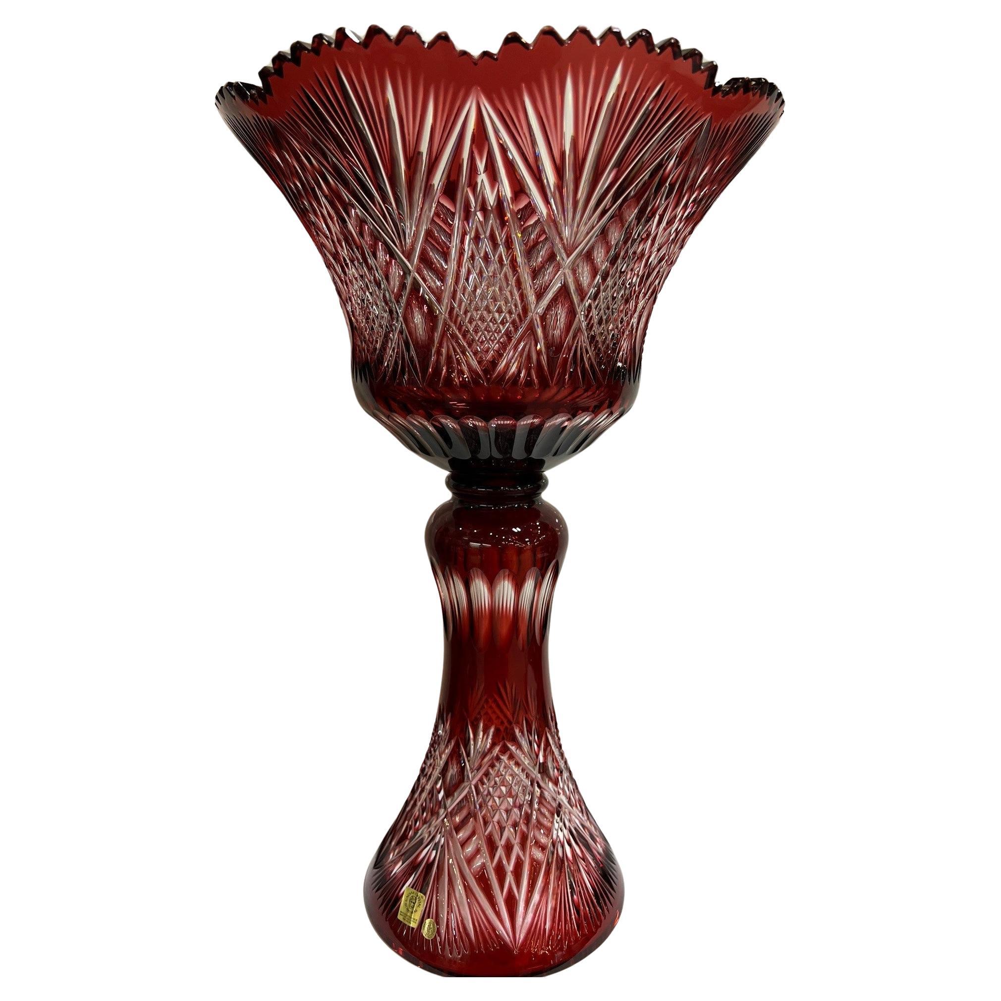Compota con pedestal alto de cristal de plomo tallado a mano by Caesar Crystal Bohemiae Co.