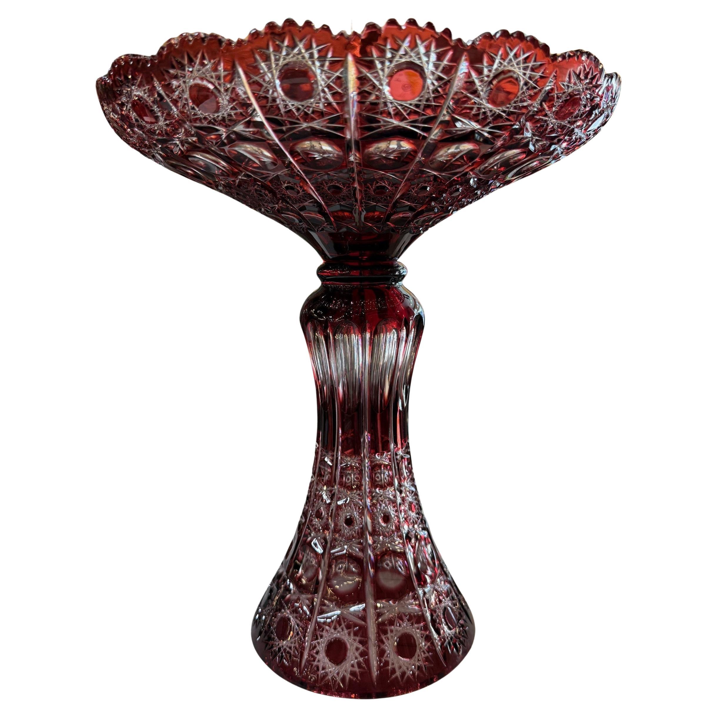 Compota con pedestal alto de cristal de plomo tallado a mano by Caesar Crystal Bohemiae Co.
