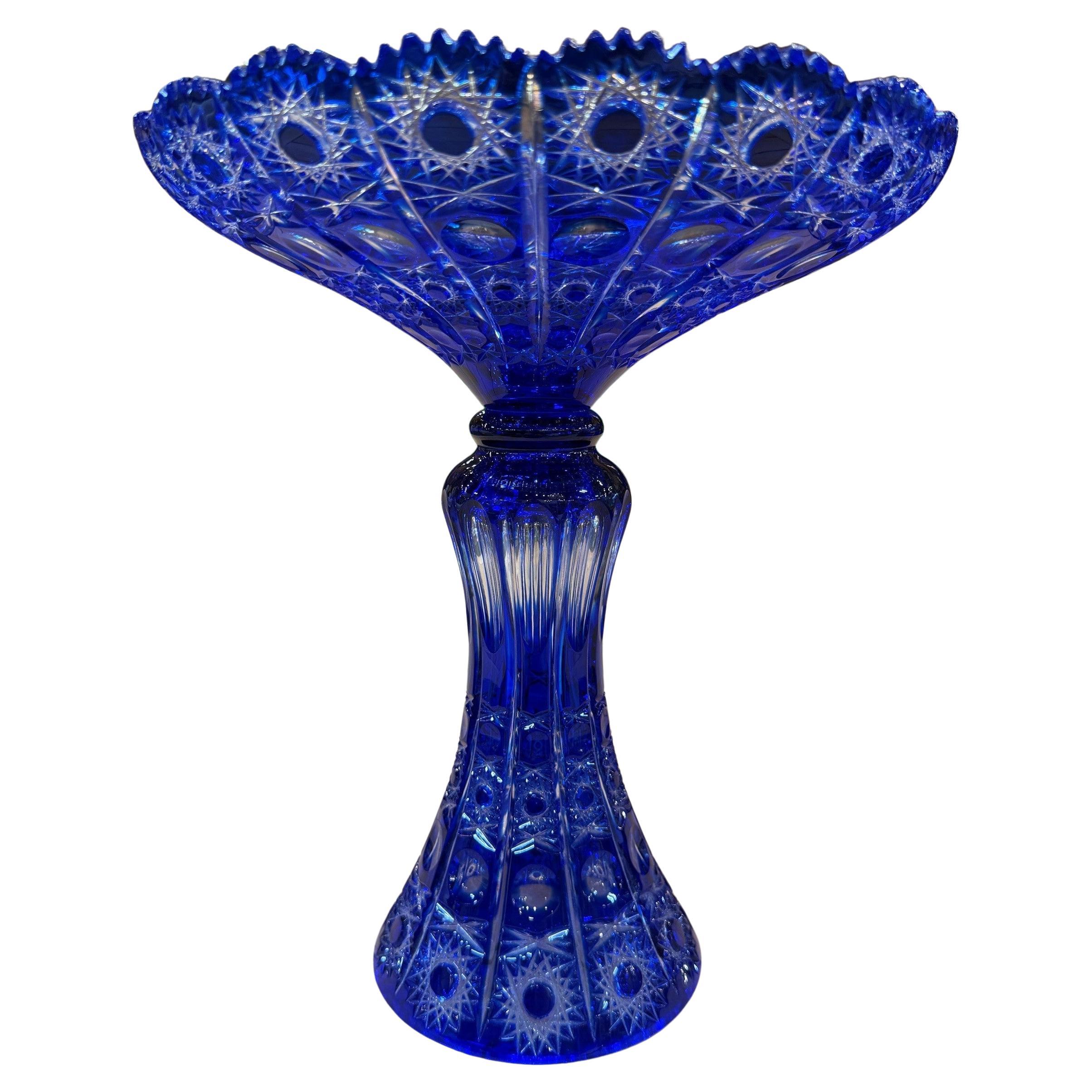 Cuenco alto con pedestal de cristal de plomo tallado a mano, Compota de Caesar Crystal Bohemiae Co.