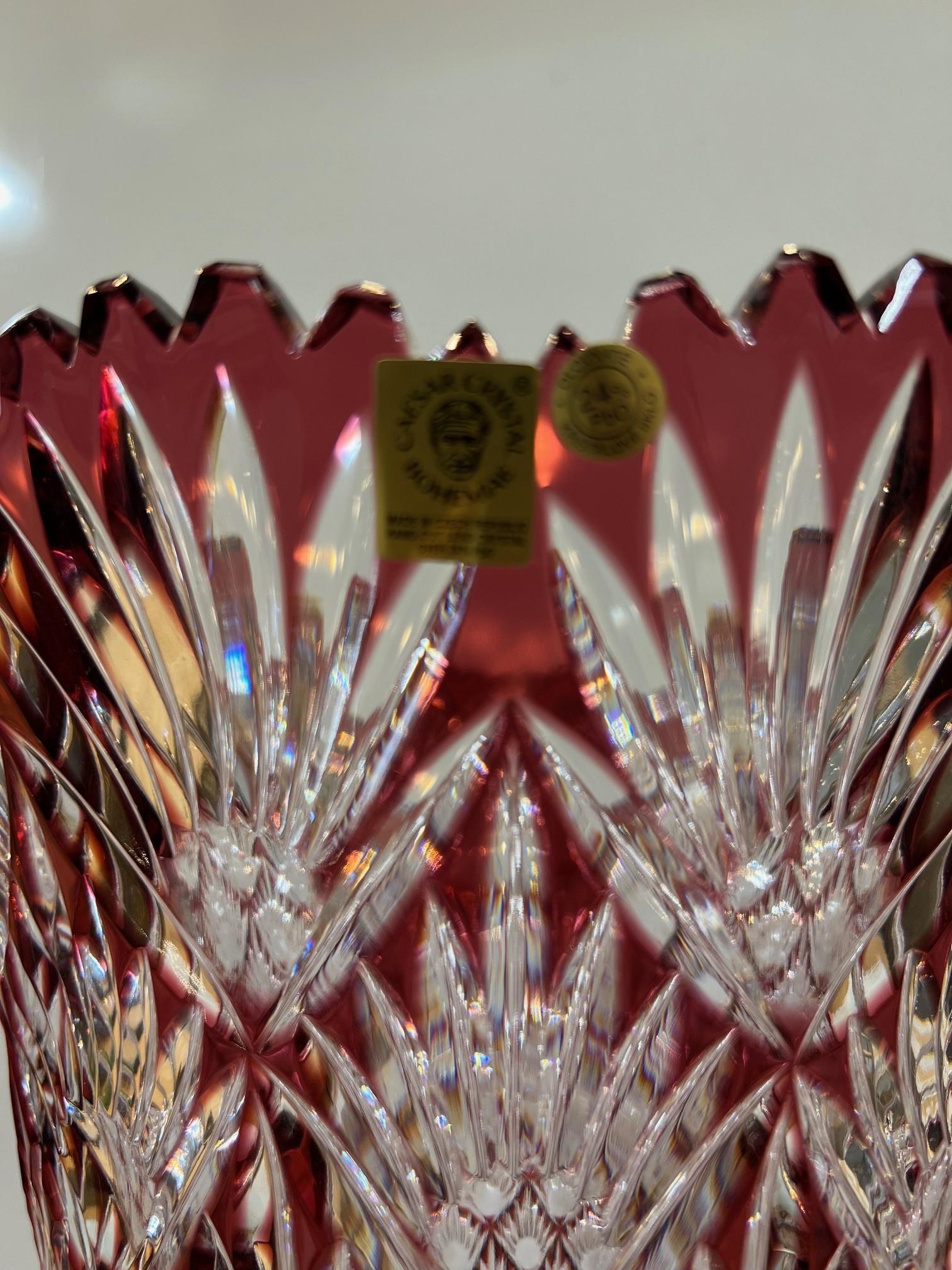 Grand vase à piédestal en cristal de plomb taillé à la main, compote Caesar Crystal Bohemiae Co. en vente 5