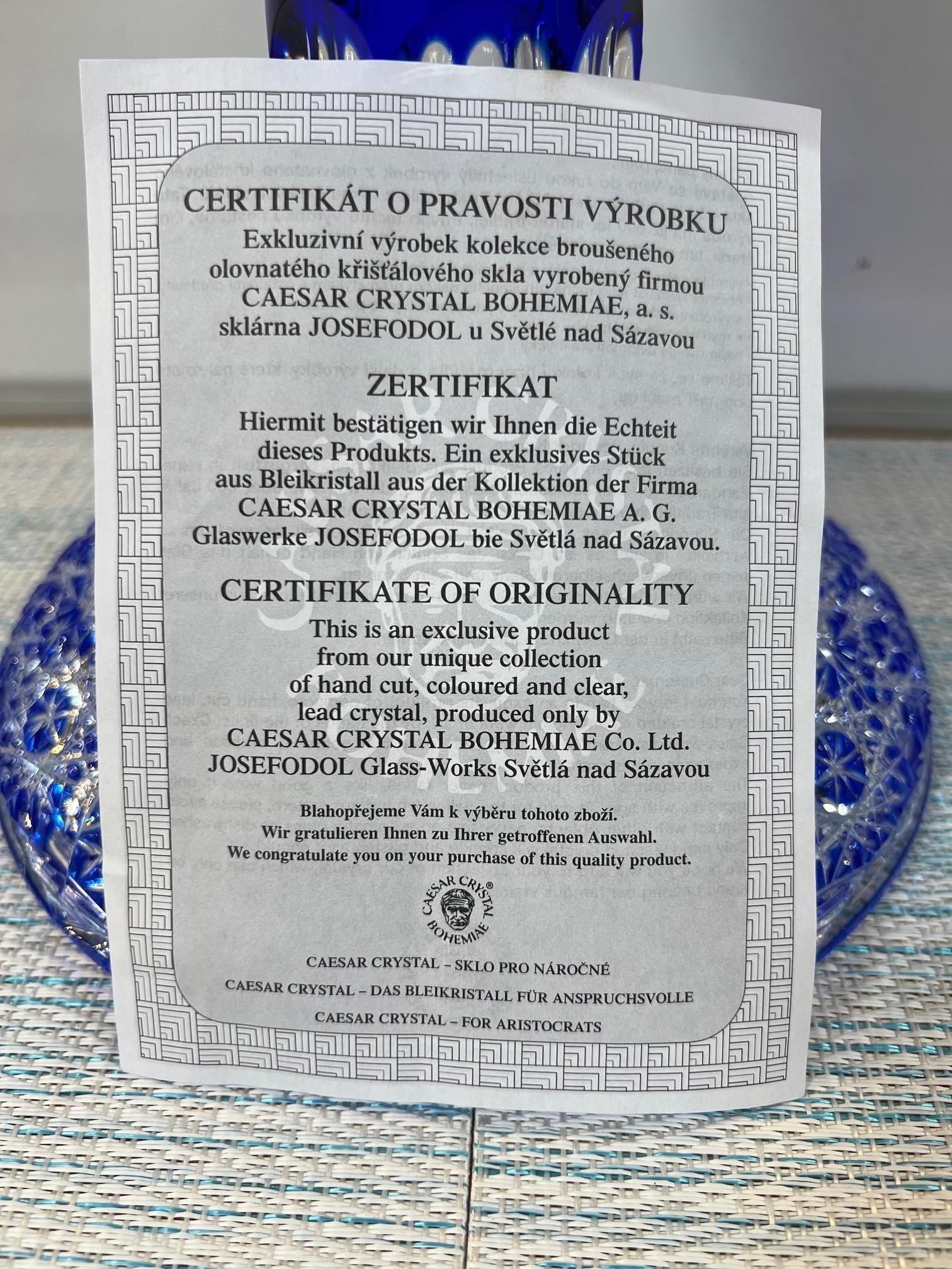 Grand vase à piédestal en cristal de plomb taillé à la main, compote Caesar Crystal Bohemiae Co. en vente 9