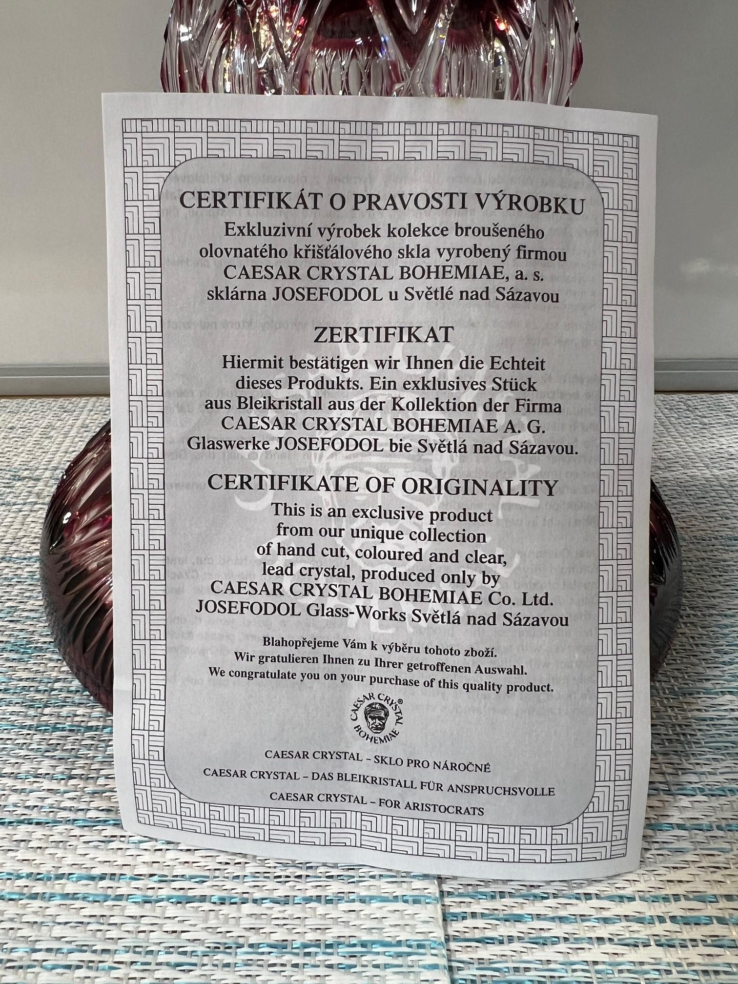 Jarrón alto con pedestal de cristal de plomo tallado a mano, Compota de Caesar Crystal Bohemiae Co. en venta 9