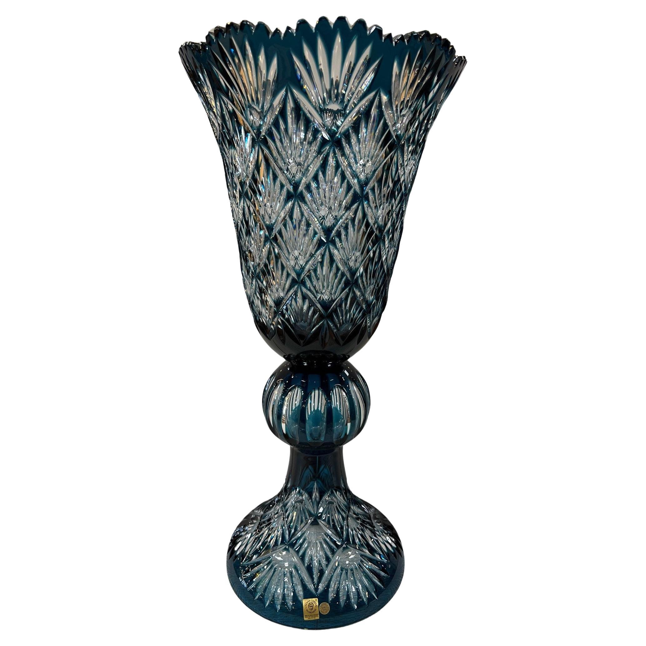 Jarrón alto con pedestal de cristal de plomo tallado a mano, Compota de Caesar Crystal Bohemiae Co.