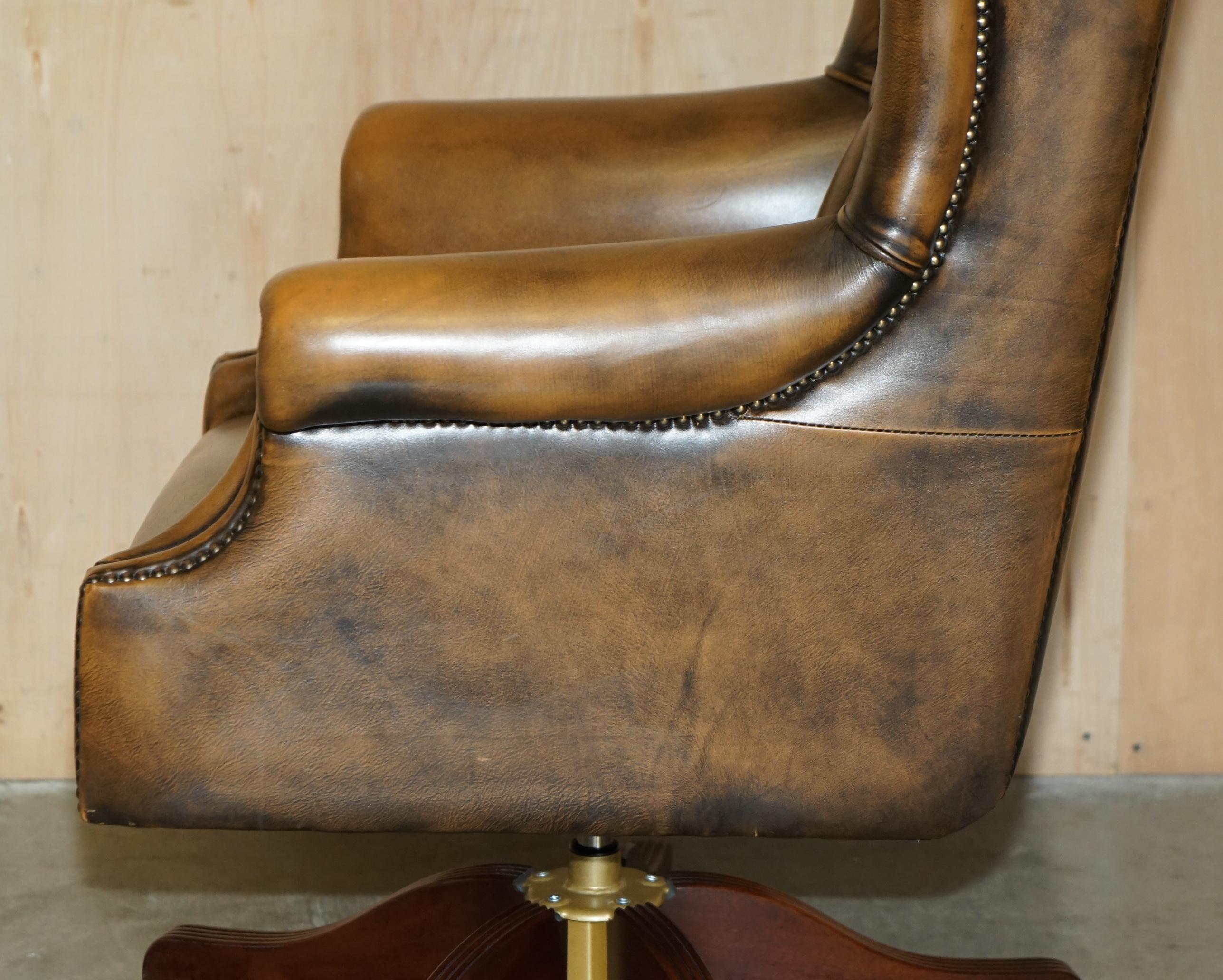 HAND DYED AGED BROWN LEATHER CHESTERFIELD WiNGBACK OFFICE SWIVEL ARMCHAIR 11