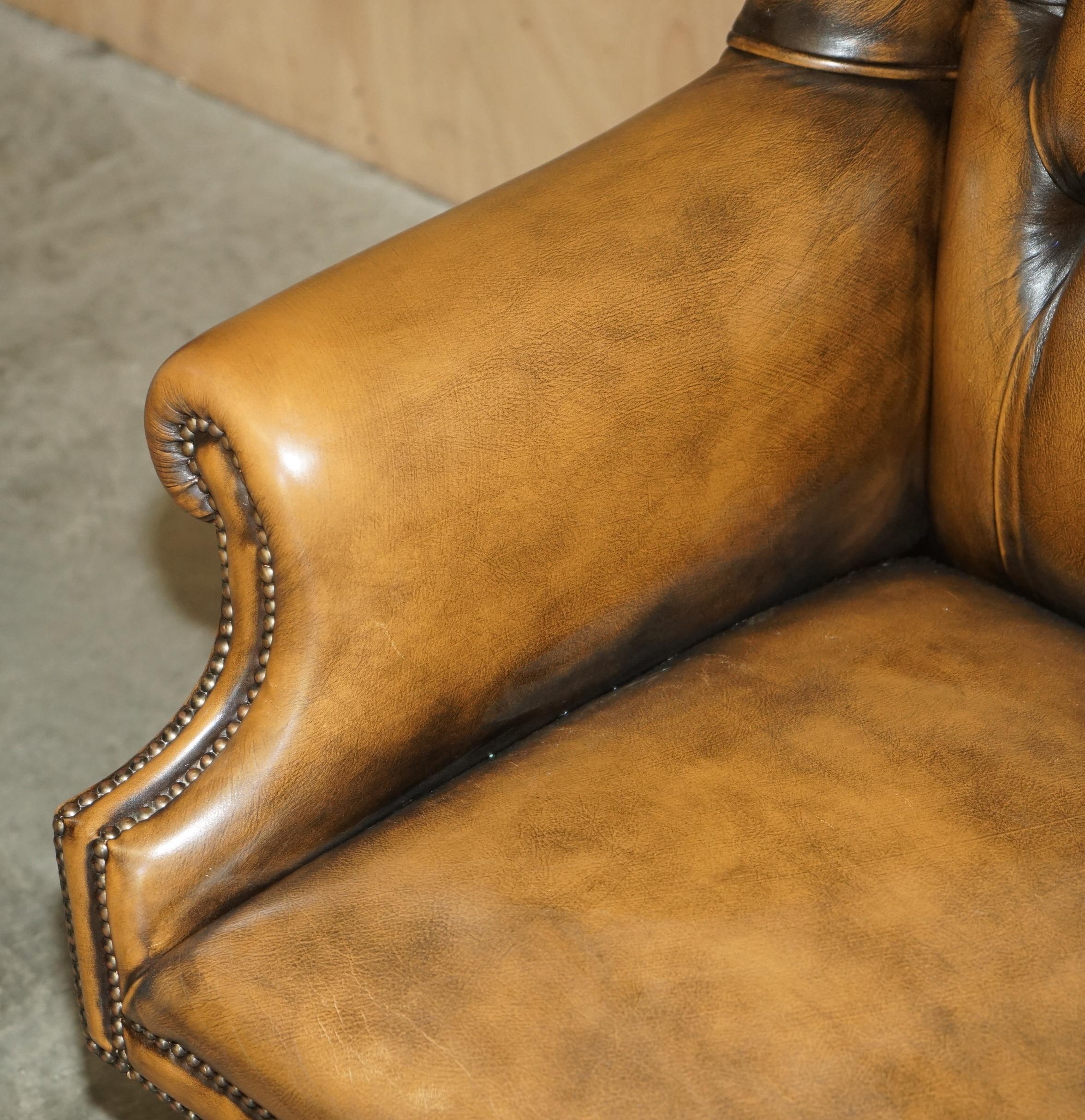 HAND DYED AGED BROWN LEATHER CHESTERFIELD WiNGBACK OFFICE SWIVEL ARMCHAIR 1