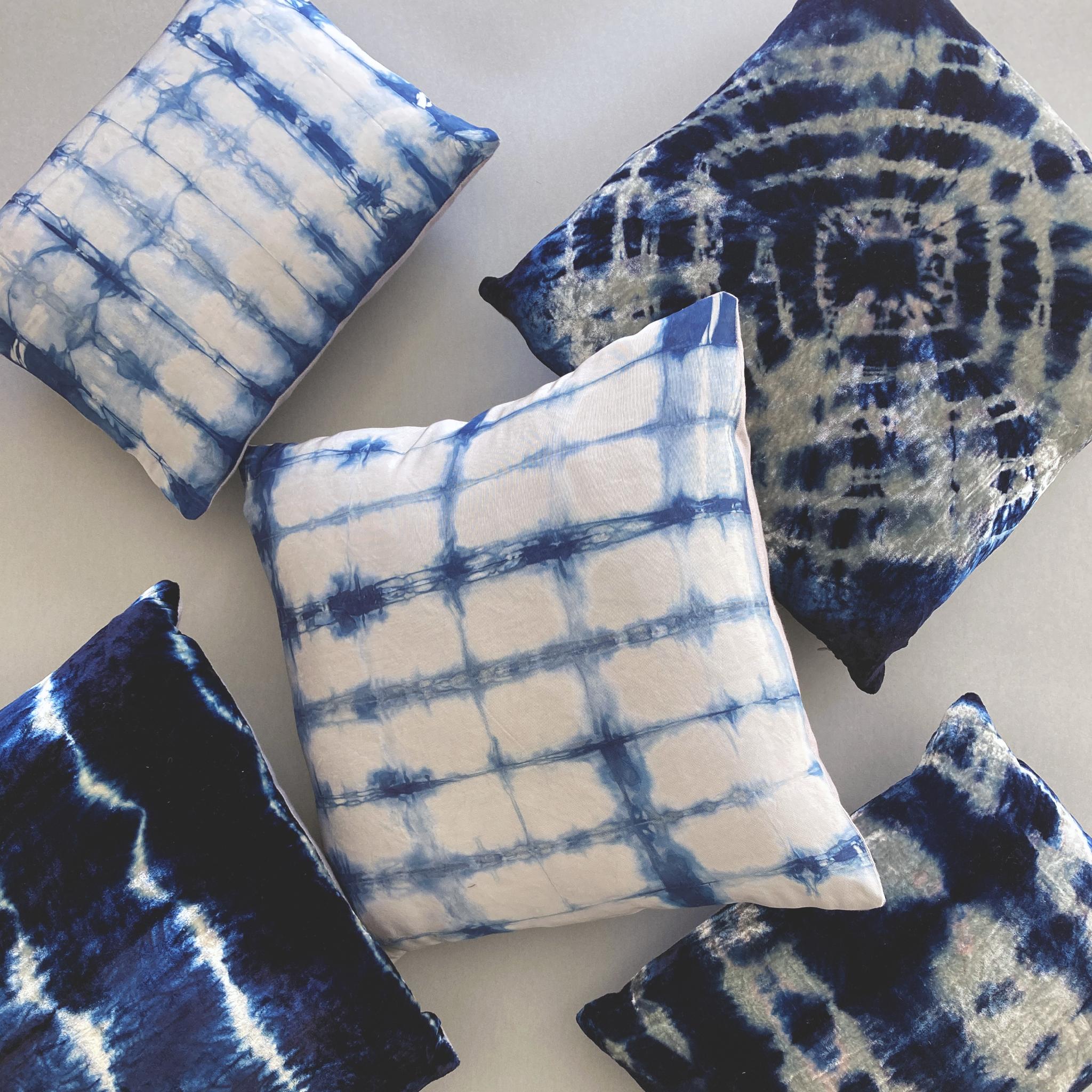 Modern Hand Dyed Silk Pillow, Silver Gray & Indigo Blue Ripple For Sale