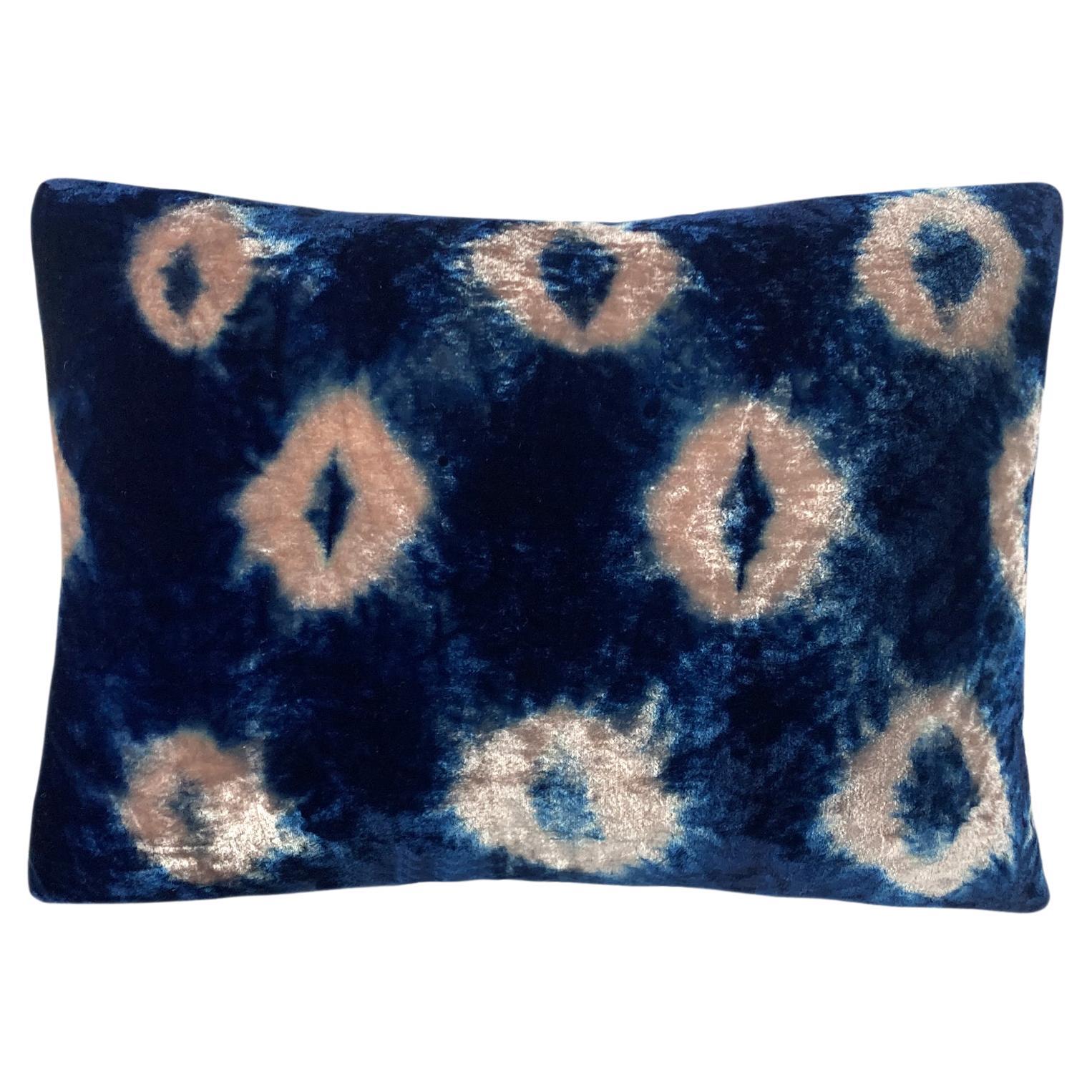 Hand Dyed Silk Velvet Pillow, Rose Pink & Indigo Blue Ikat Abstract Pattern For Sale