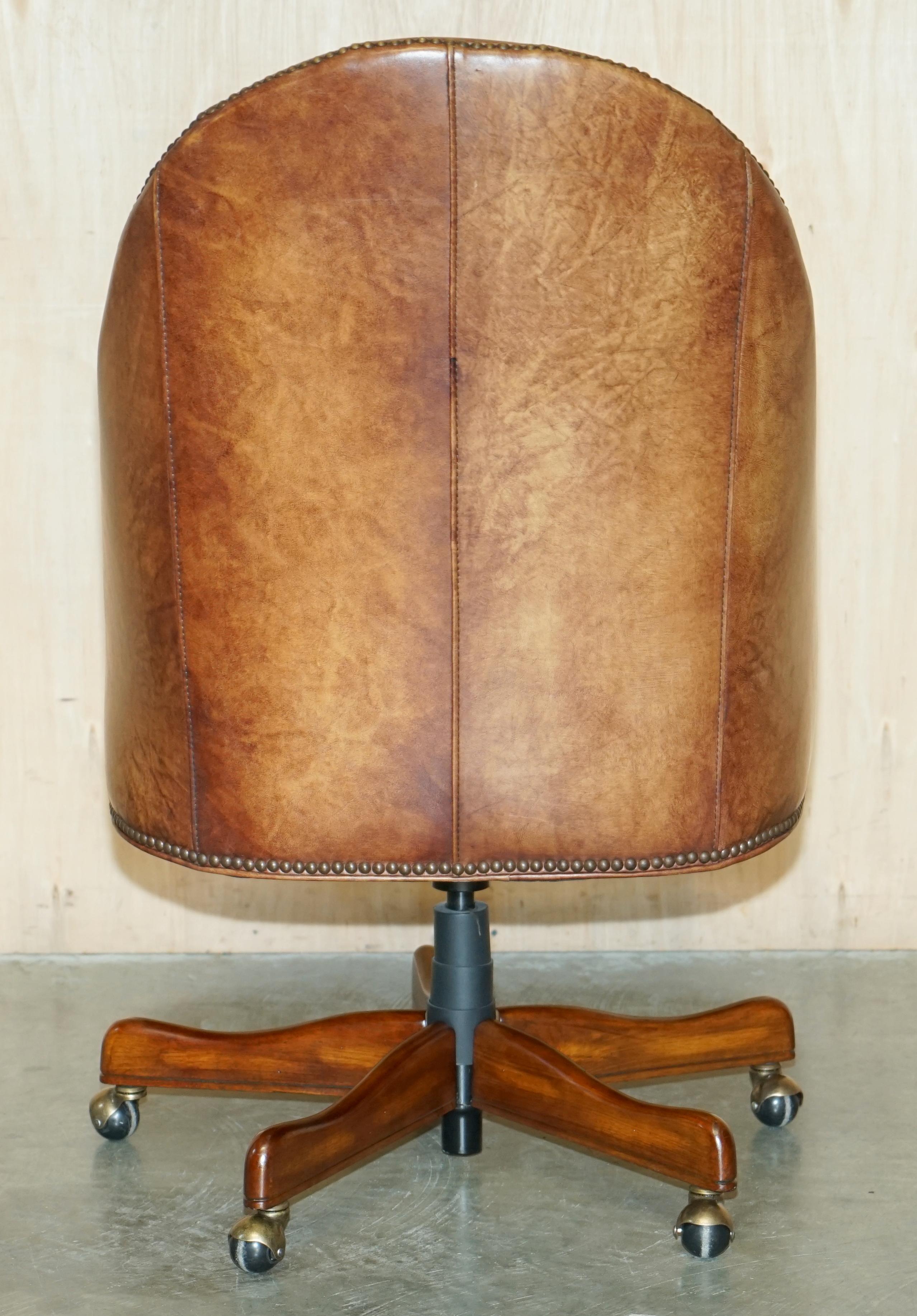 HAND DYED VINTAGE AGED BROWN LEATHER CHESTERFIELD CAPTAINS SWIVEL OFFICE CHAIr For Sale 12
