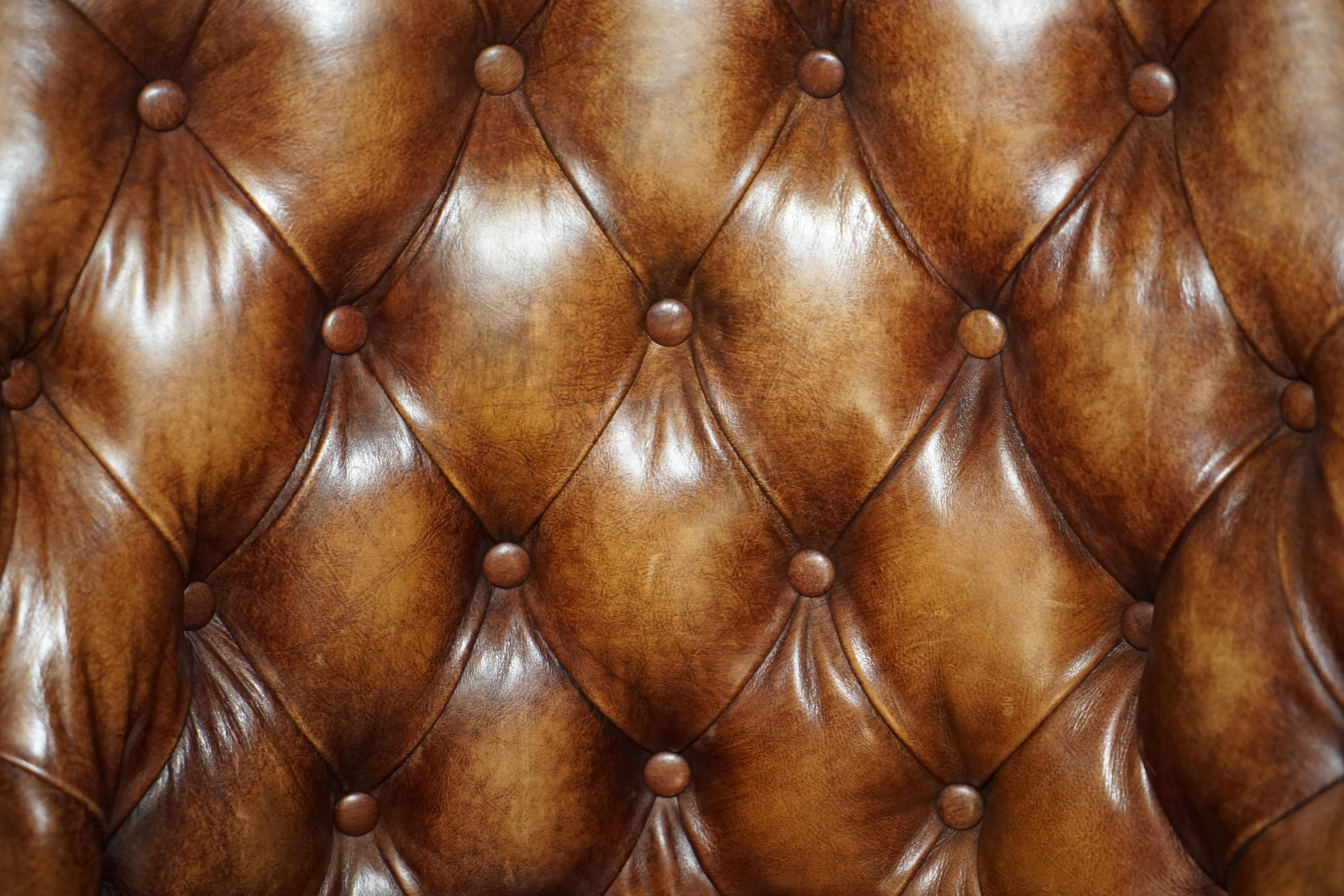 English HAND DYED VINTAGE AGED BROWN LEATHER CHESTERFIELD CAPTAINS SWIVEL OFFICE CHAIr For Sale