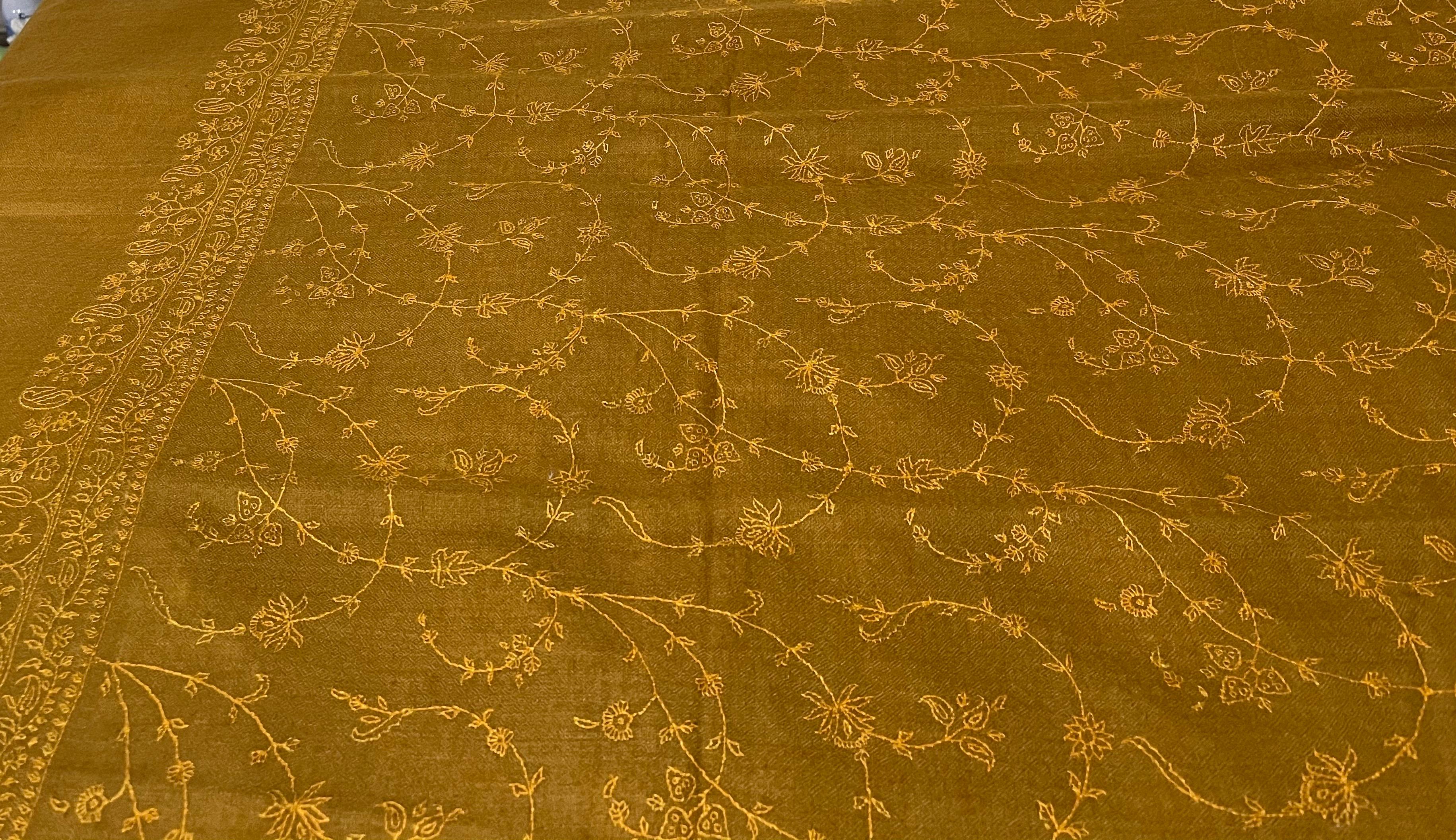 100 pashmina shawls
