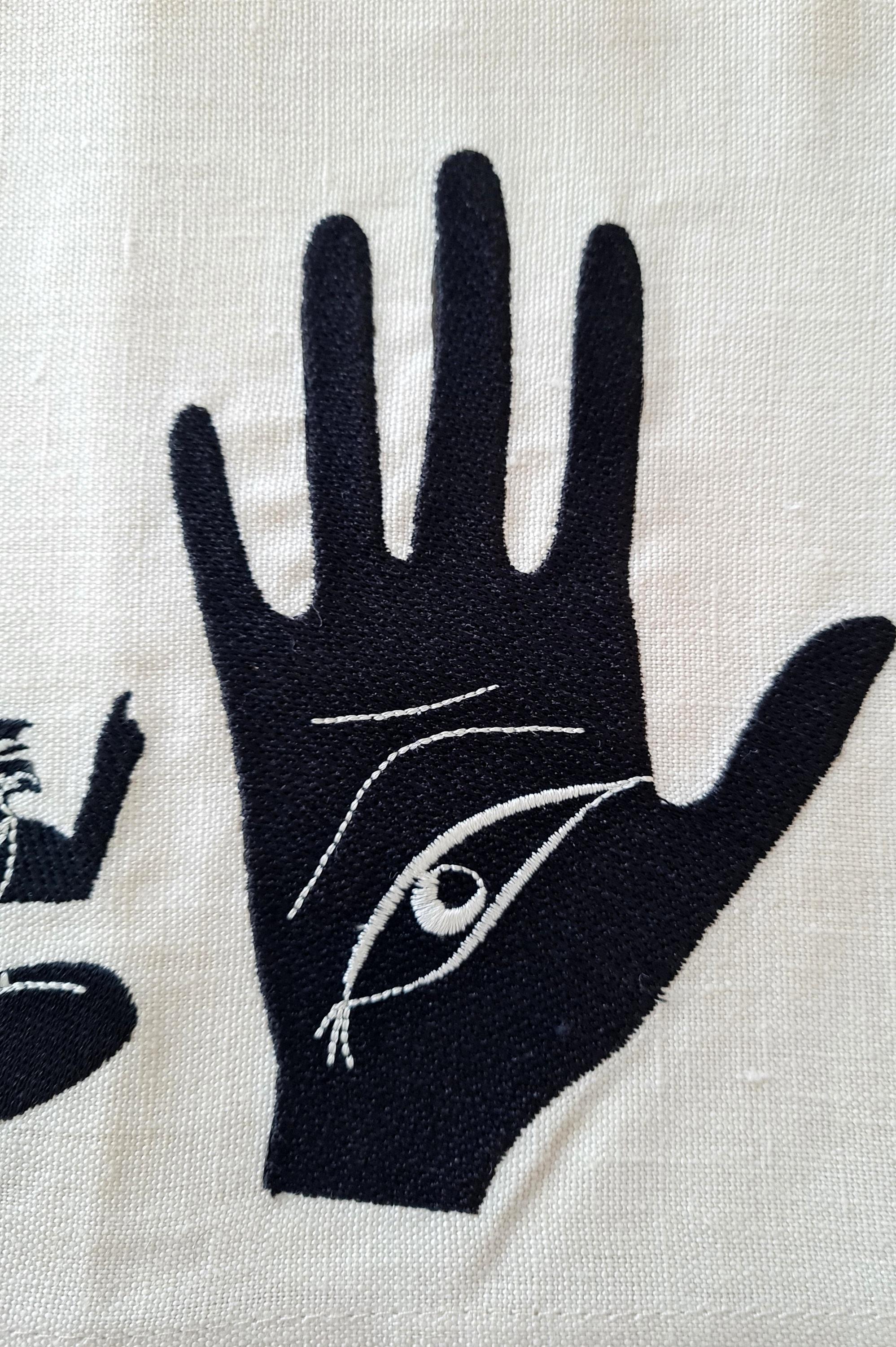 XXIe siècle et contemporain Serviette de table en lin brodée à la main 