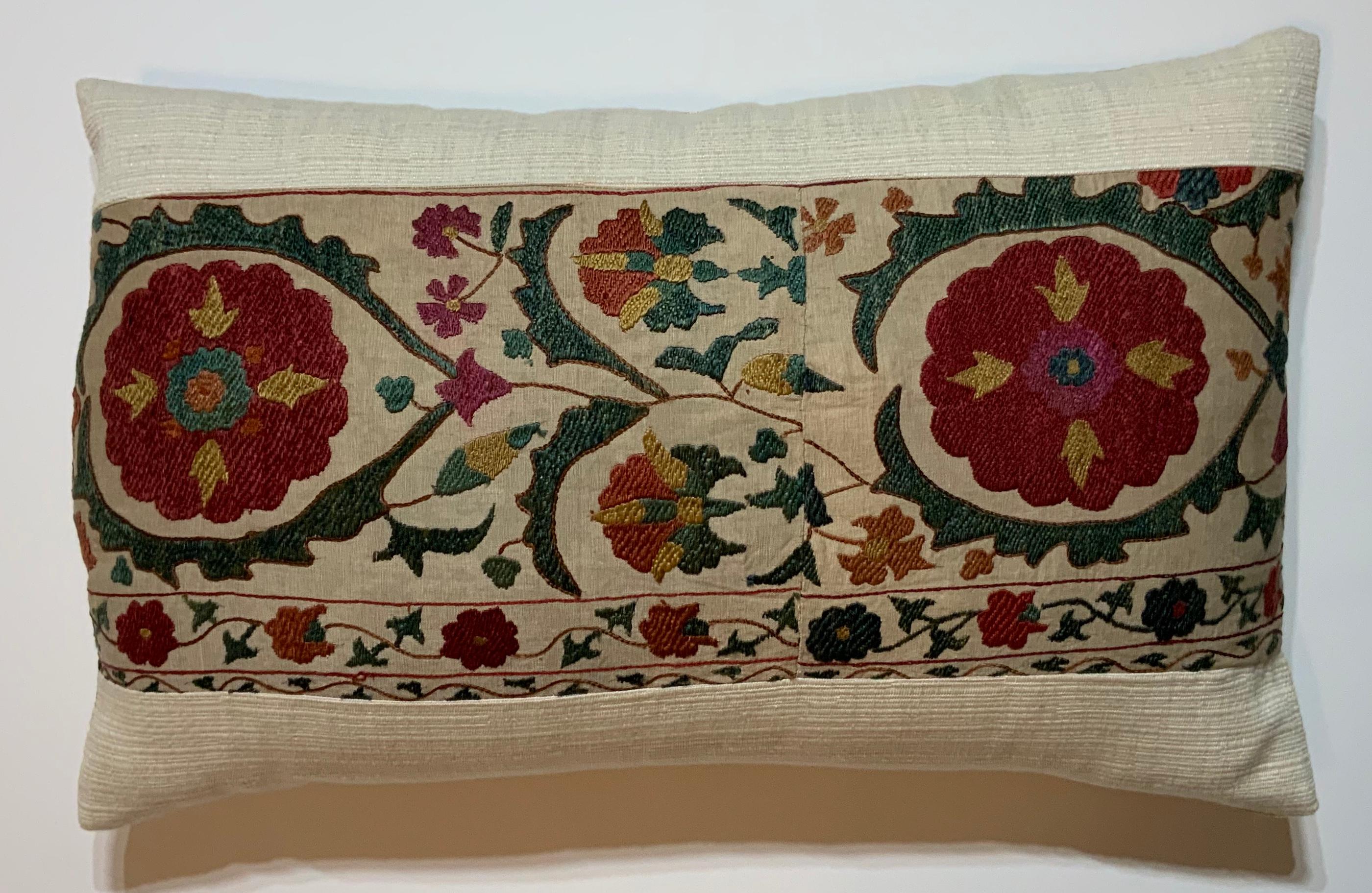 Beautiful pillow made of hand embroidery silk, on cream color background, exceptional flowers and vine motifs all around, linen backing, fresh new insert.