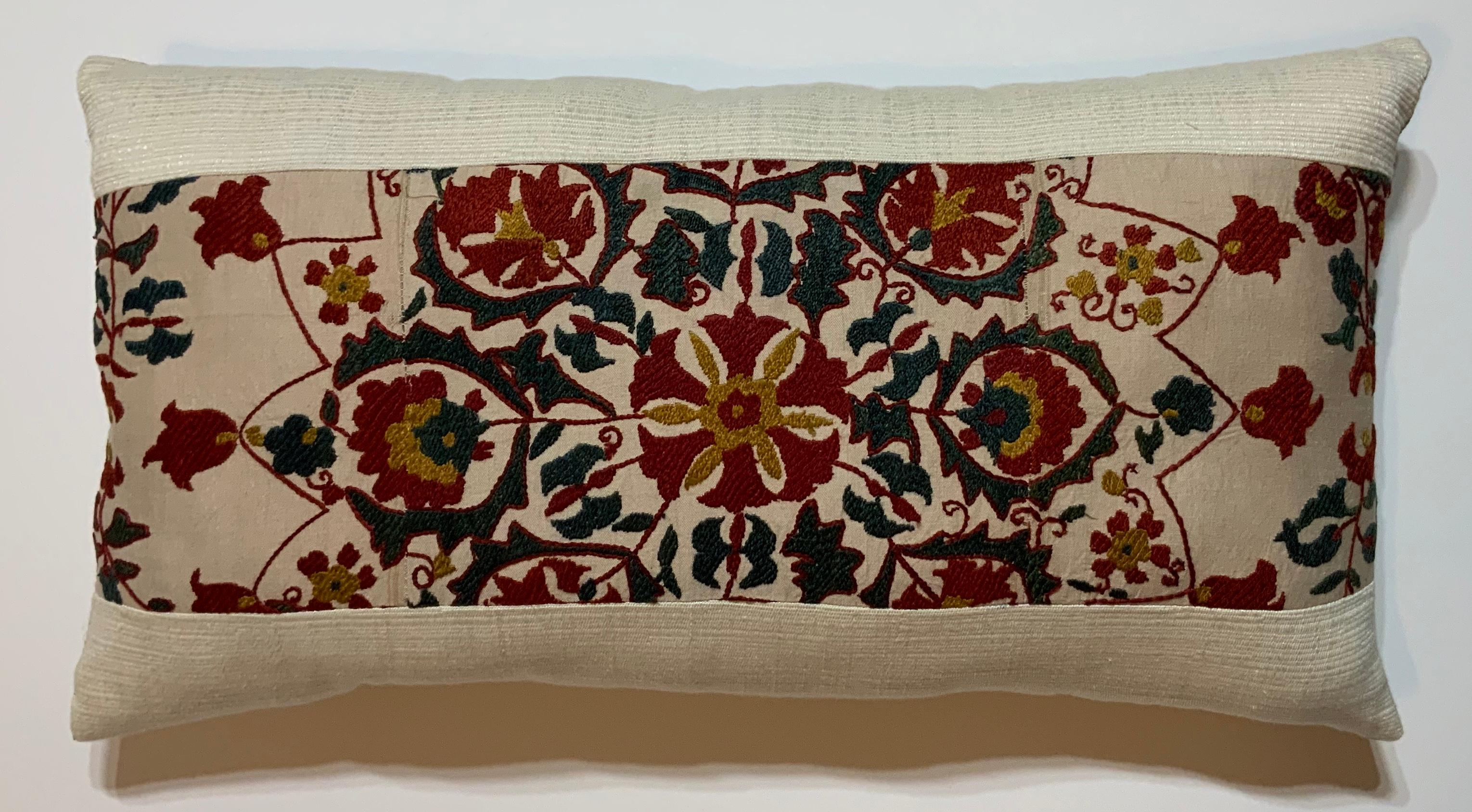 Beautiful pillow made of hand embroidery silk, on cream color background, exceptional flowers and vine motifs all around, silk backing, fresh new insert.