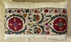 Cuscino Suzani ricamato a mano
