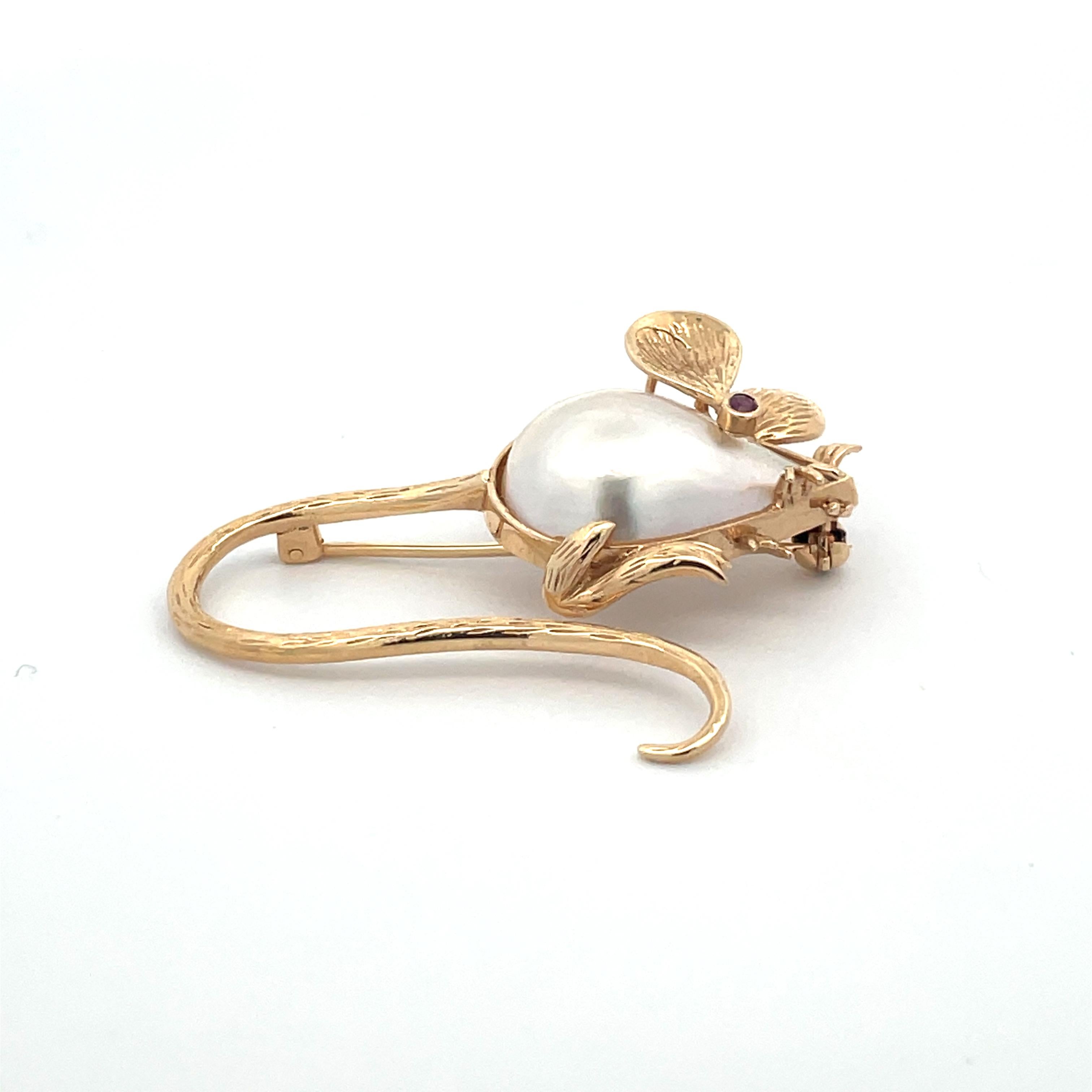 Women's or Men's Hand Engraved 14k Yellow Gold Christmas Mouse Pin w/ Red Ruby Eyes 