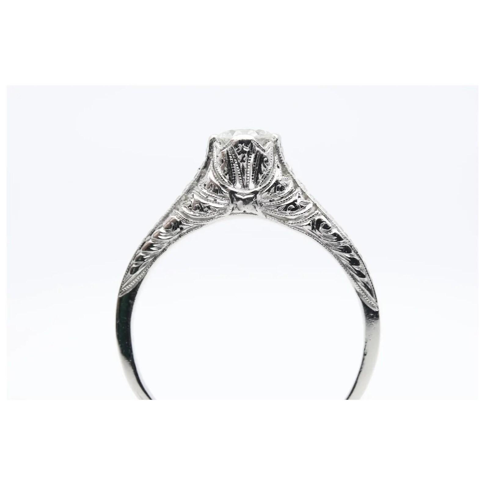 Women's Hand Engraved Art Deco 0.60 Carat Diamond Solitare Engagement Ring in Platinum For Sale