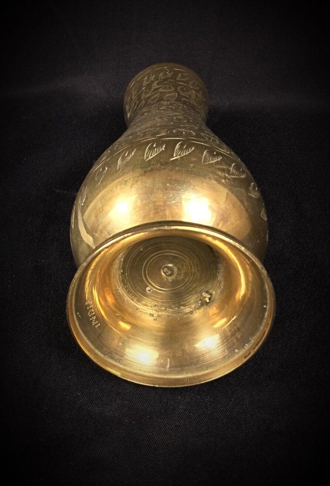 Handgravierte vergoldete Vase 