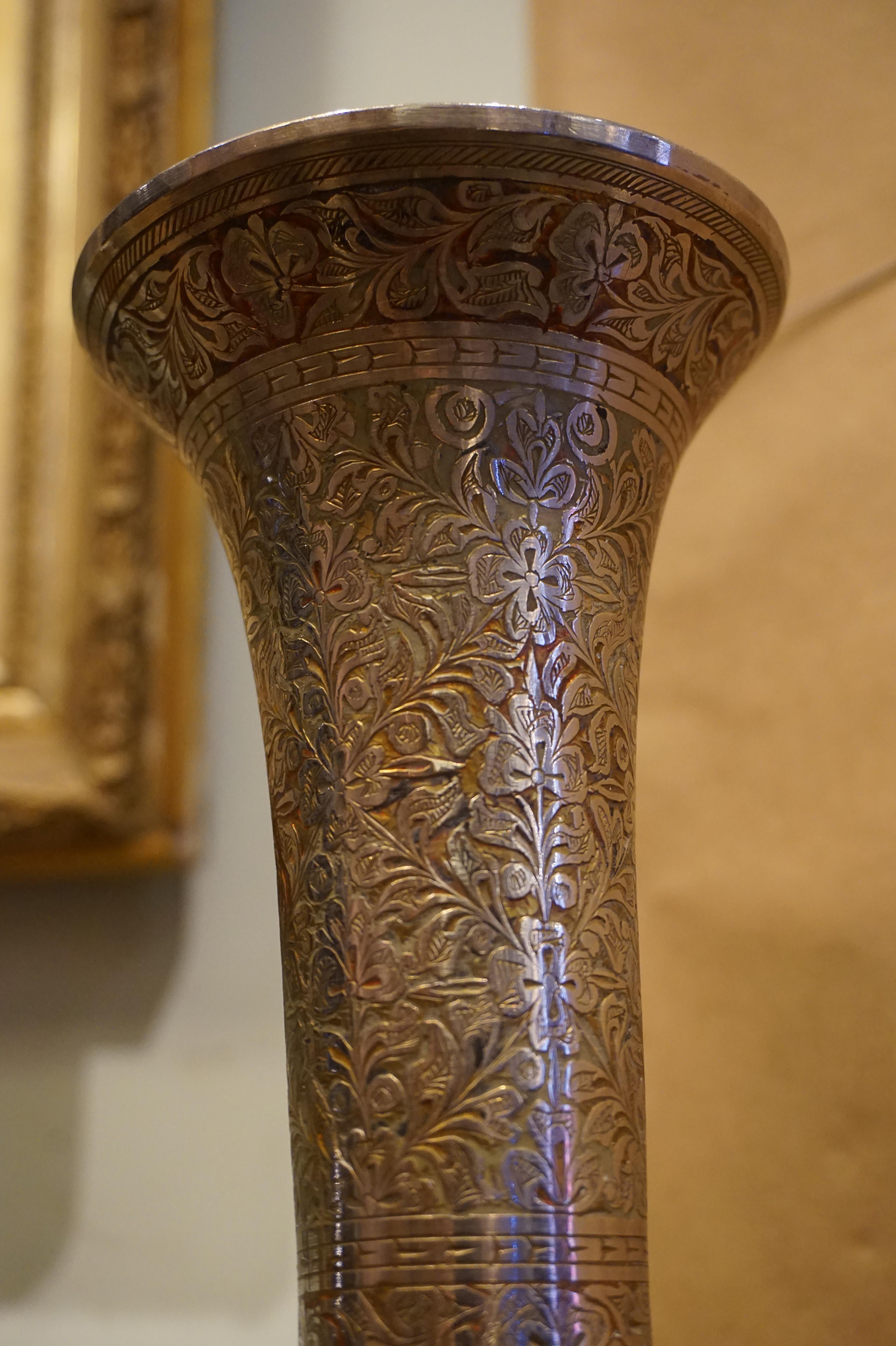 Hand Engraved & Painted Fine British India Silver Plated Vase In Good Condition In Vancouver, British Columbia