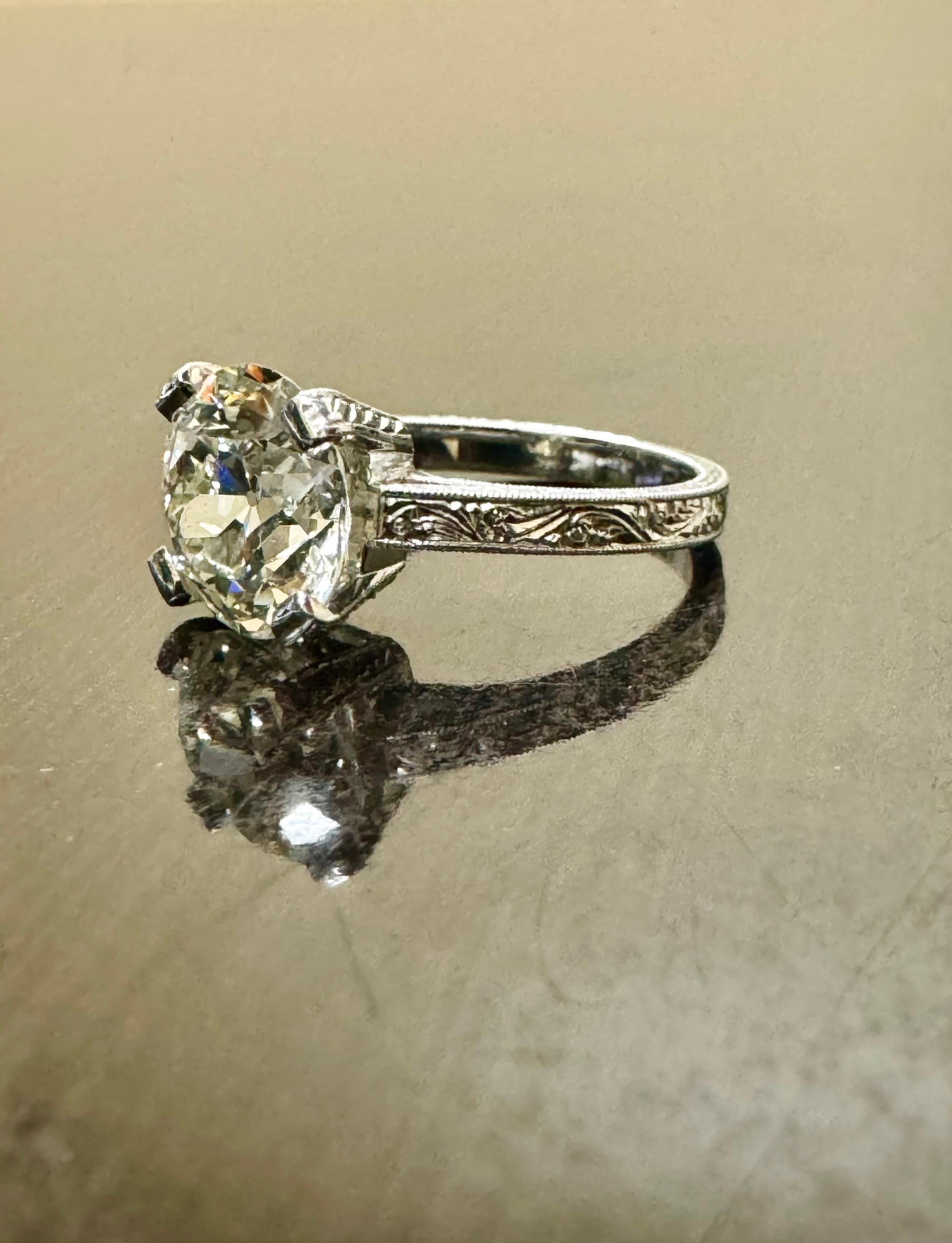 Hand Engraved Platinum Art Deco 3.77 Carat Old European Diamond Engagement Ring For Sale 6