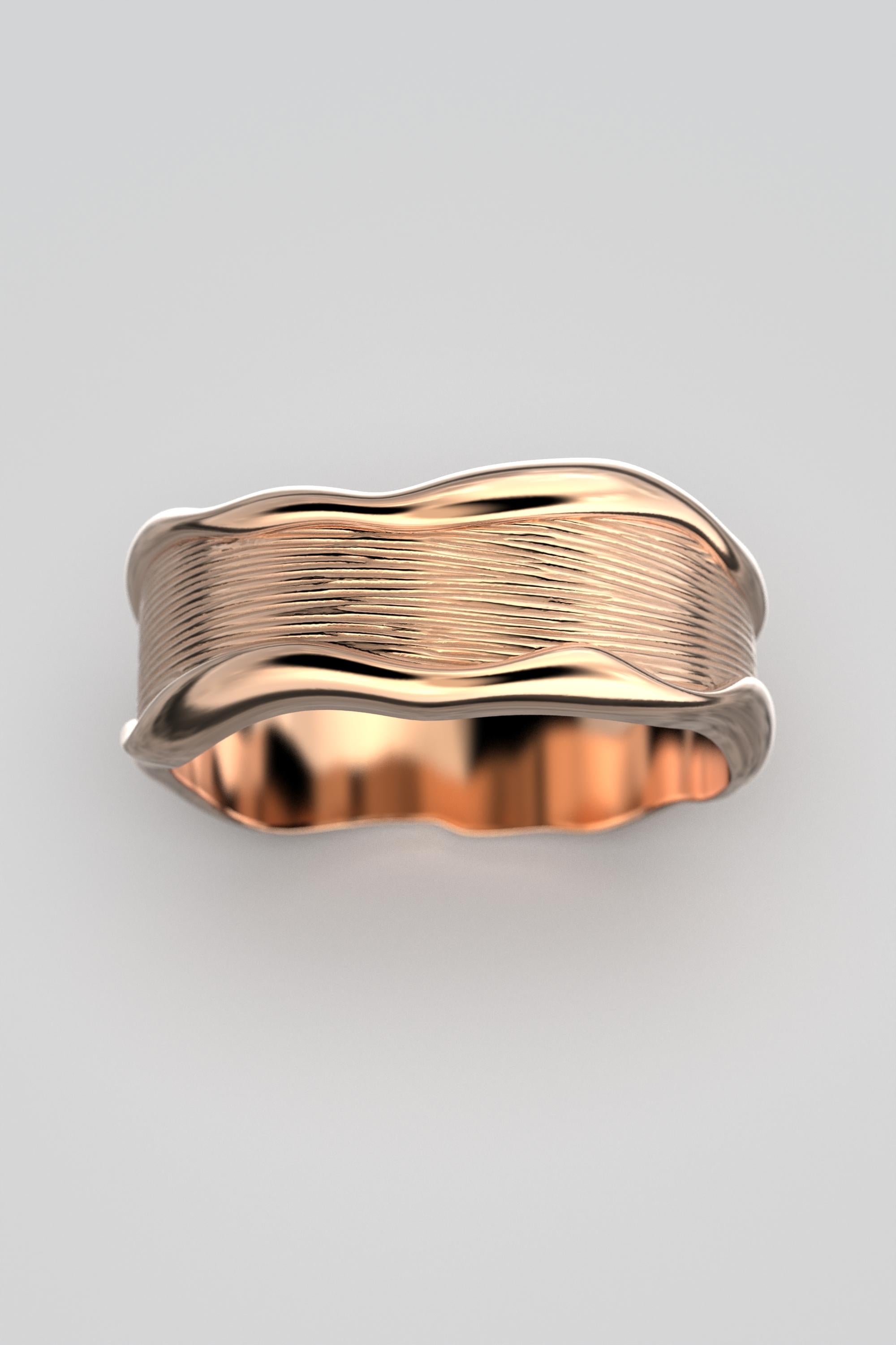 For Sale:  Hand-Engraved Unisex 18k Gold Band Ring Made in Italy by Oltremare Gioielli 5