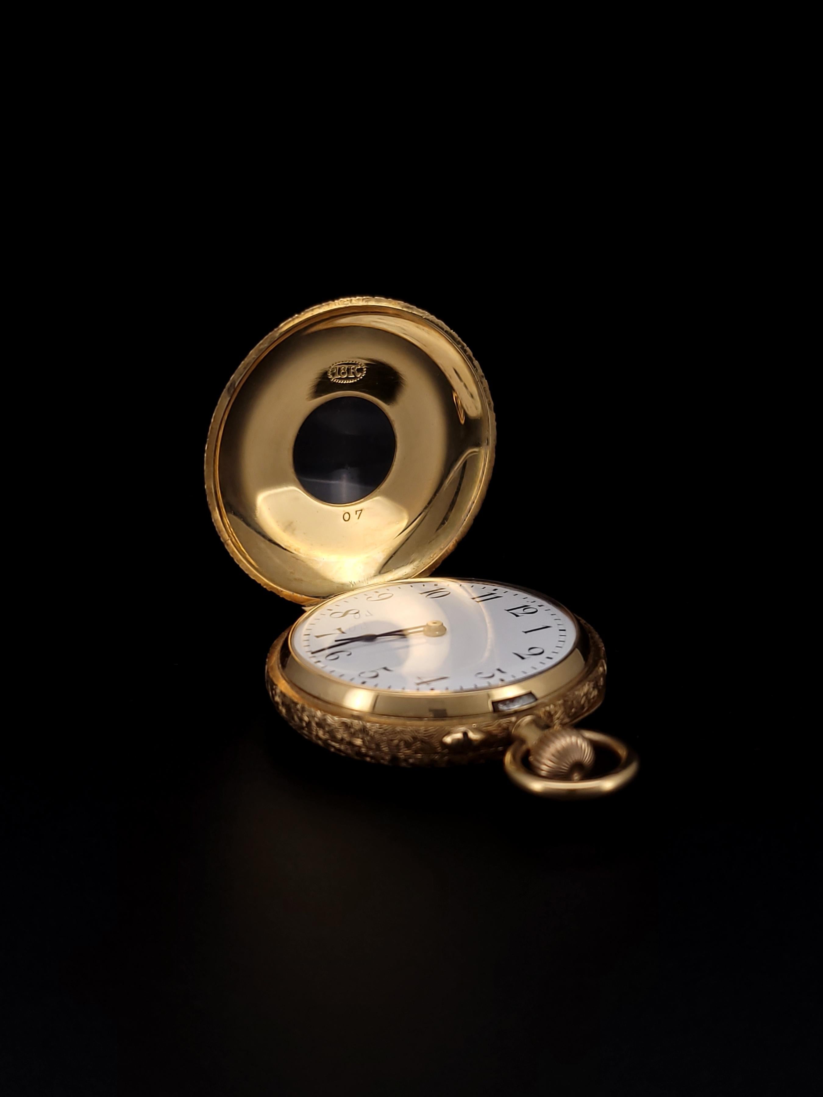 Hand Engraved Vintage 1930s 18k Yellow Gold Enamel Pocket Watch For Sale 1
