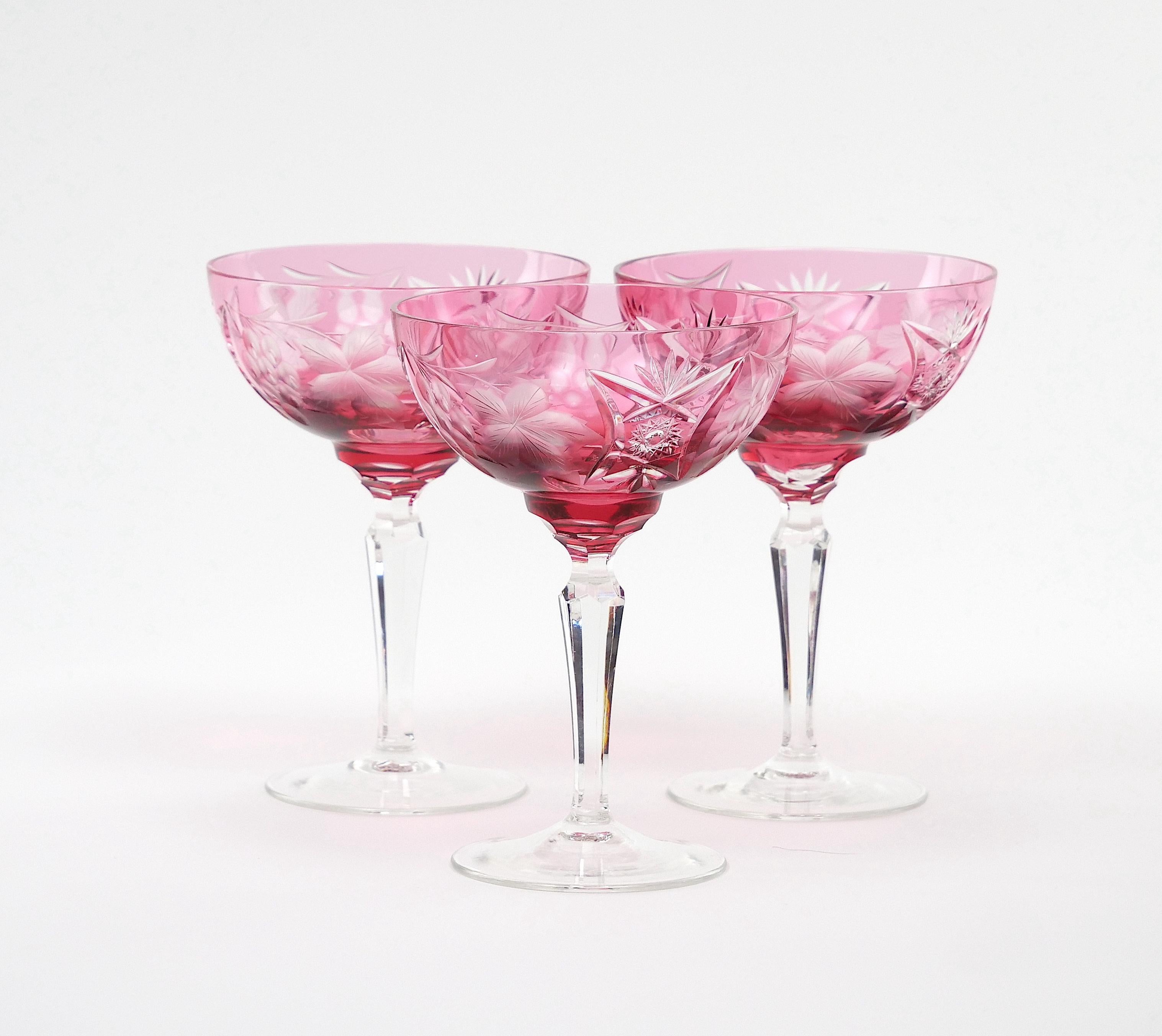 20th Century Hand Etched Crystal Barware / Tableware Champagne Coupe Service / 12 People For Sale