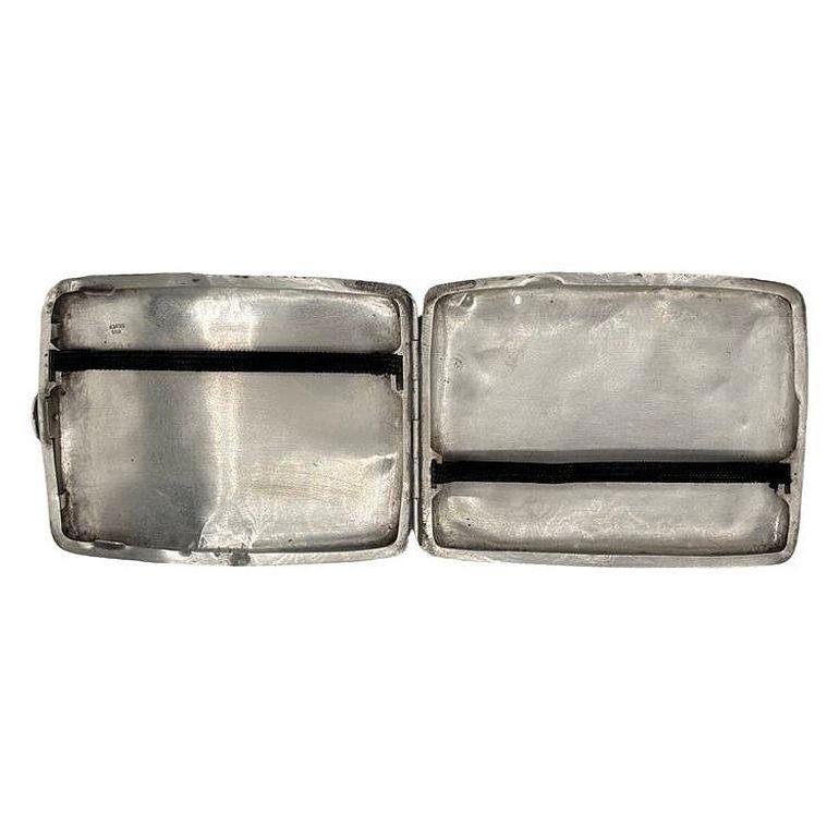 Hand Etched Edwardian Sterling Silver Cigarette Case Wallet In Excellent Condition For Sale In Van Nuys, CA