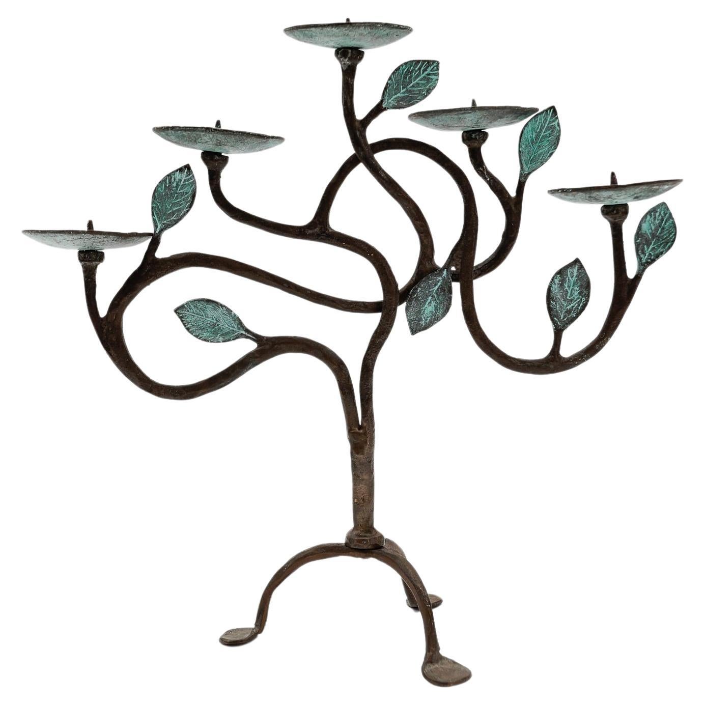 Handgeschmiedeter Kerzenhalter aus Bronze und Messing mit Baum des Lebens-Skulptur-Design, 1960er Jahre  im Angebot