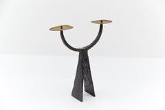 Handgeschmiedeter brutalistischer Eisen-Kerzenhalter, 1960er Jahre Österreich