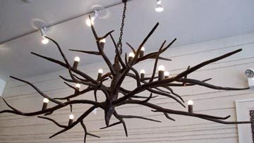 Americano Lampadario Branch in ferro forgiato a mano della Collection'S di Michael Del Piero in vendita