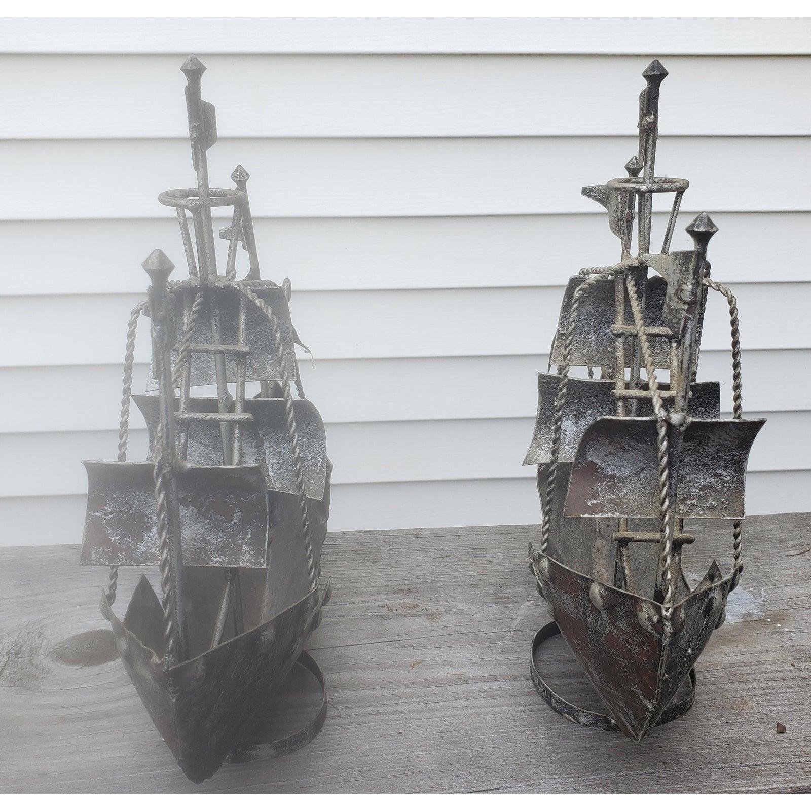 Pair of decorative hand forged iron ships. Good condition. Vintage items form the 1960s.
Measures 12
