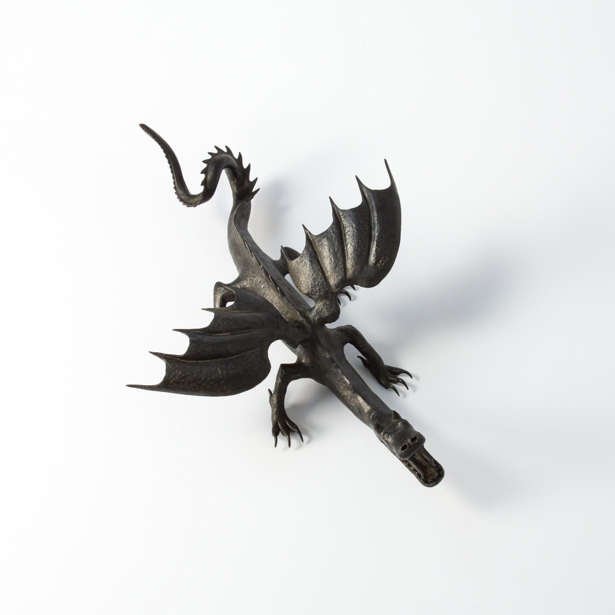 Sculpture de dragon en fer forgé à la main en vente 2