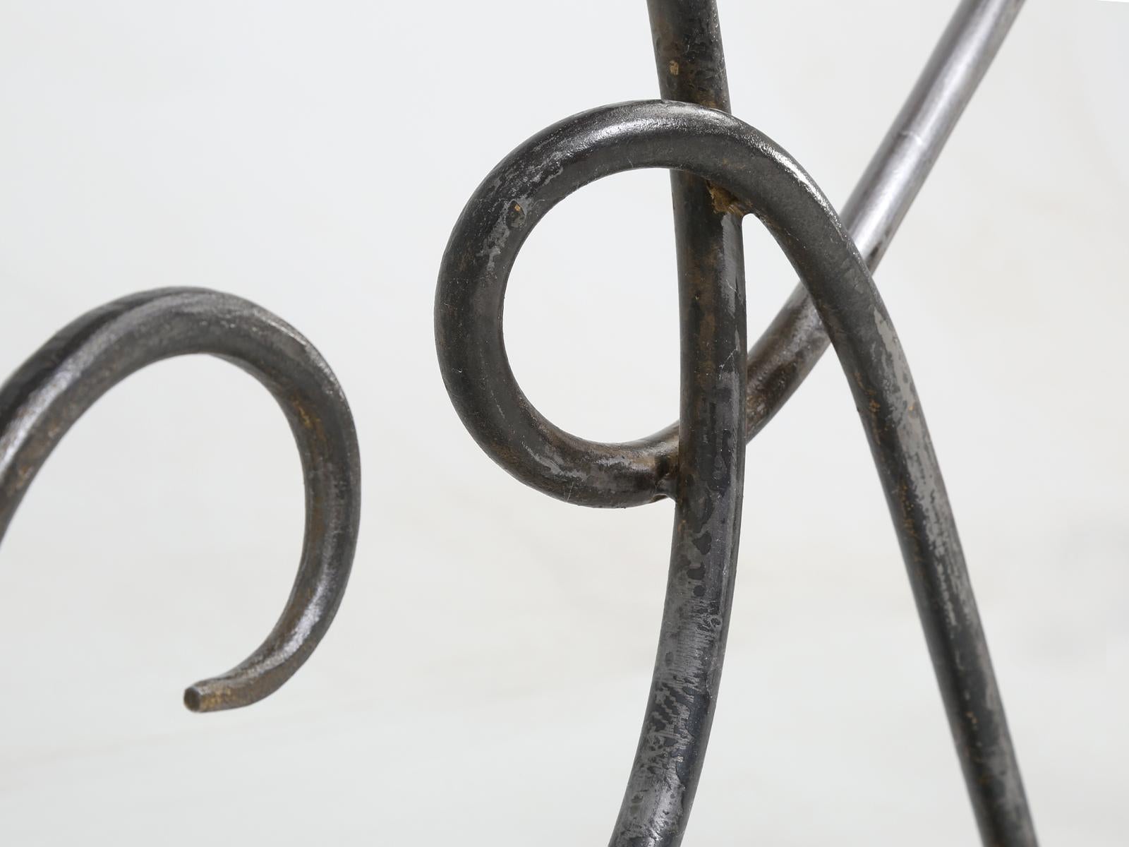 Handgeschmiedeter Kaminschirm aus Stahl, handgefertigt in Chicago, Sonderanfertigung verfügbar im Angebot 6