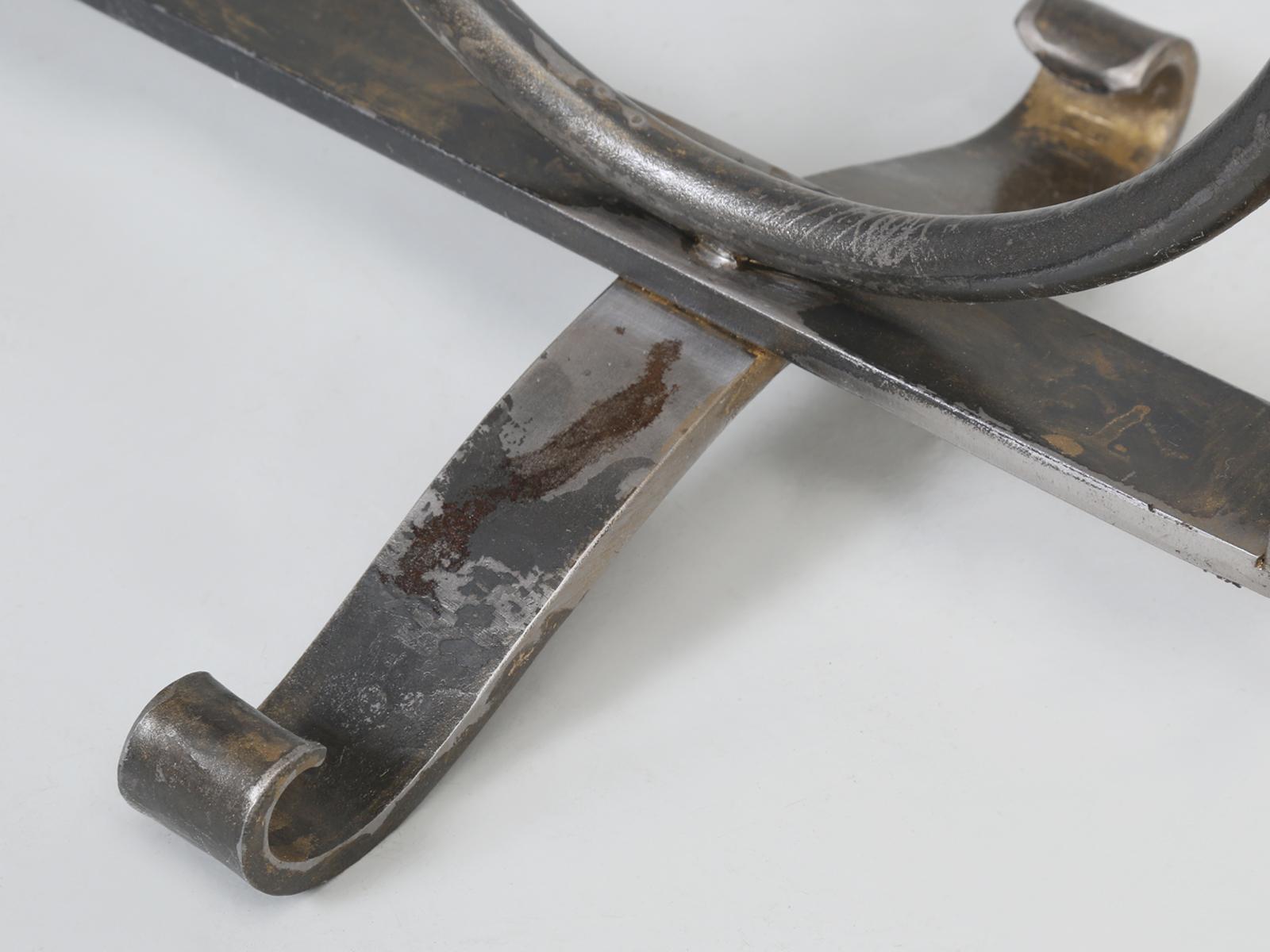 Handgeschmiedeter Kaminschirm aus Stahl, handgefertigt in Chicago, Sonderanfertigung verfügbar im Angebot 10