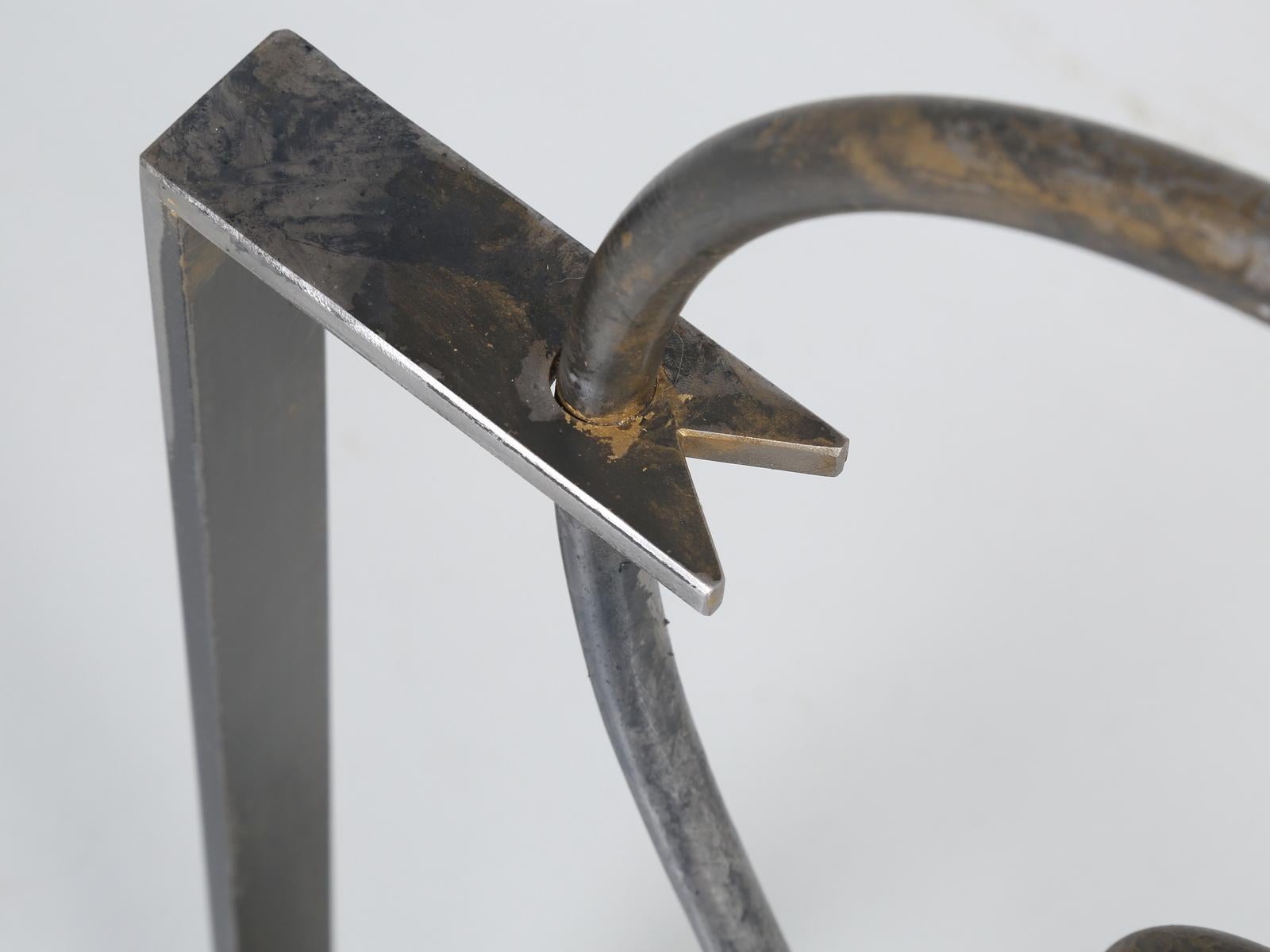 Handgeschmiedeter Kaminschirm aus Stahl, handgefertigt in Chicago, Sonderanfertigung verfügbar (Nordamerikanisch) im Angebot