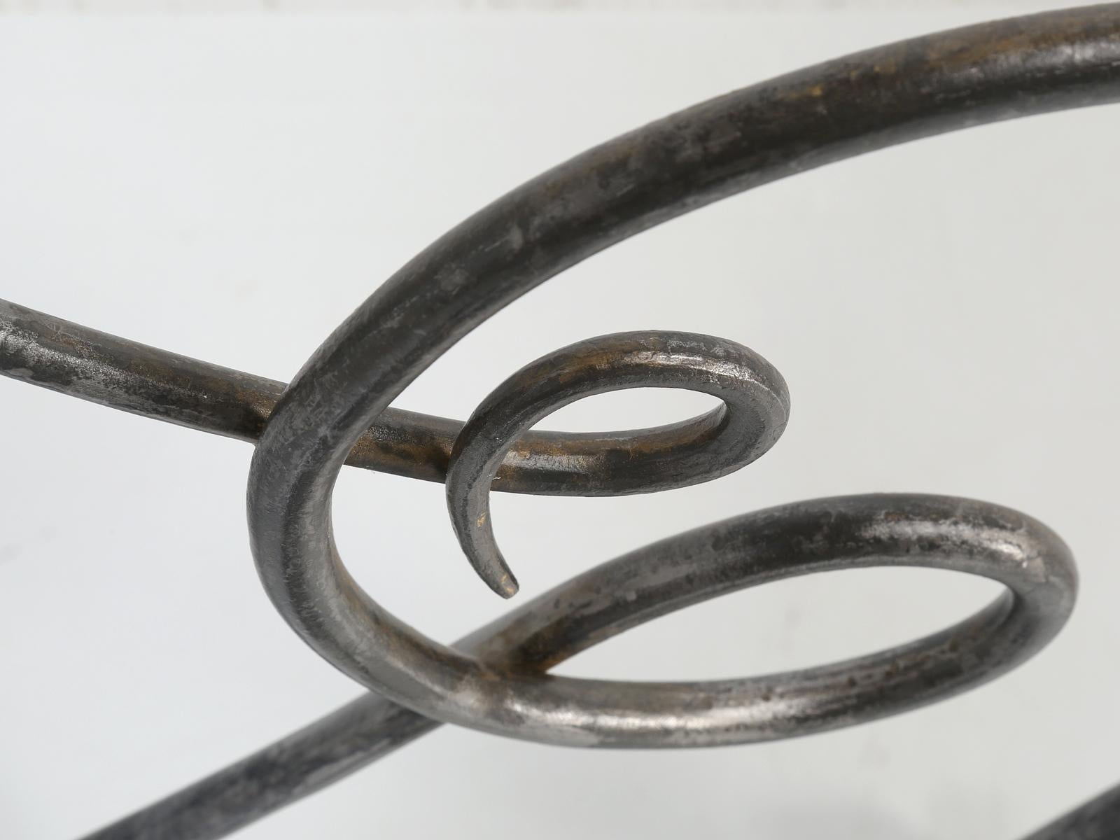 Handgeschmiedeter Kaminschirm aus Stahl, handgefertigt in Chicago, Sonderanfertigung verfügbar (21. Jahrhundert und zeitgenössisch) im Angebot