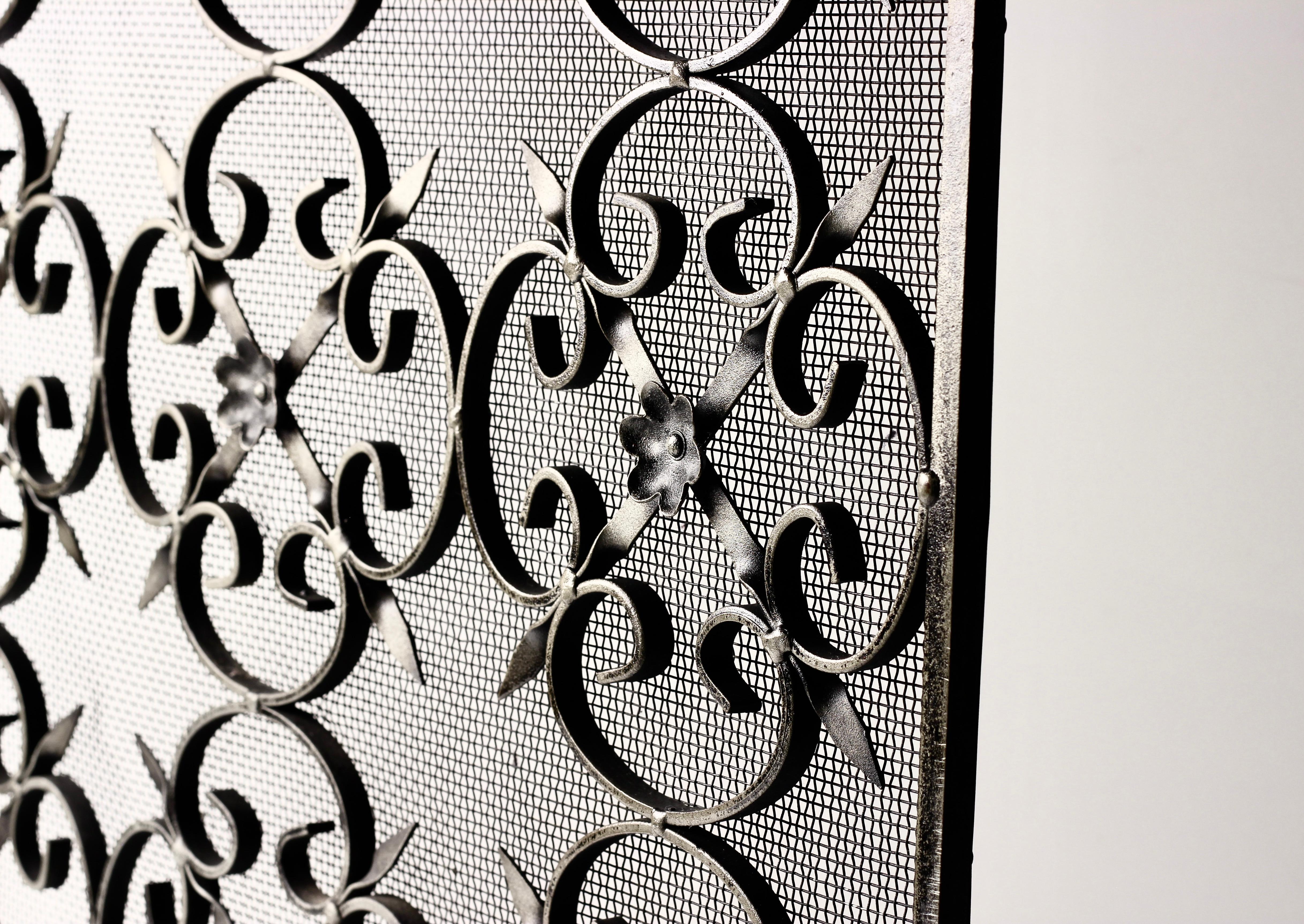 Late 19th-Century Hand-Forged Victorian Gothic Revival Fire Screen/spark guard 4