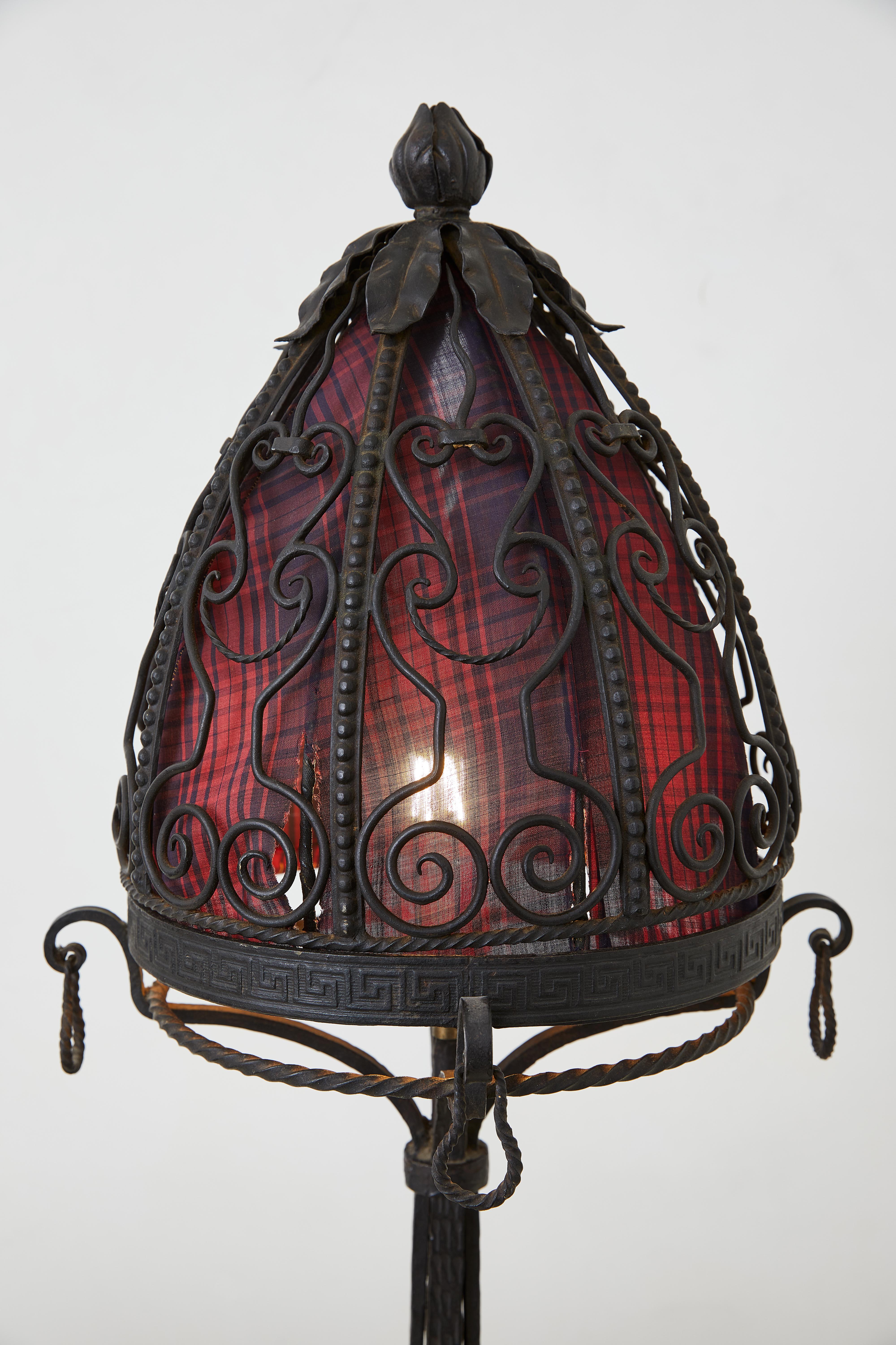 French Hand-Hammered Art Deco Table Lamp C. 1920s-1930s For Sale