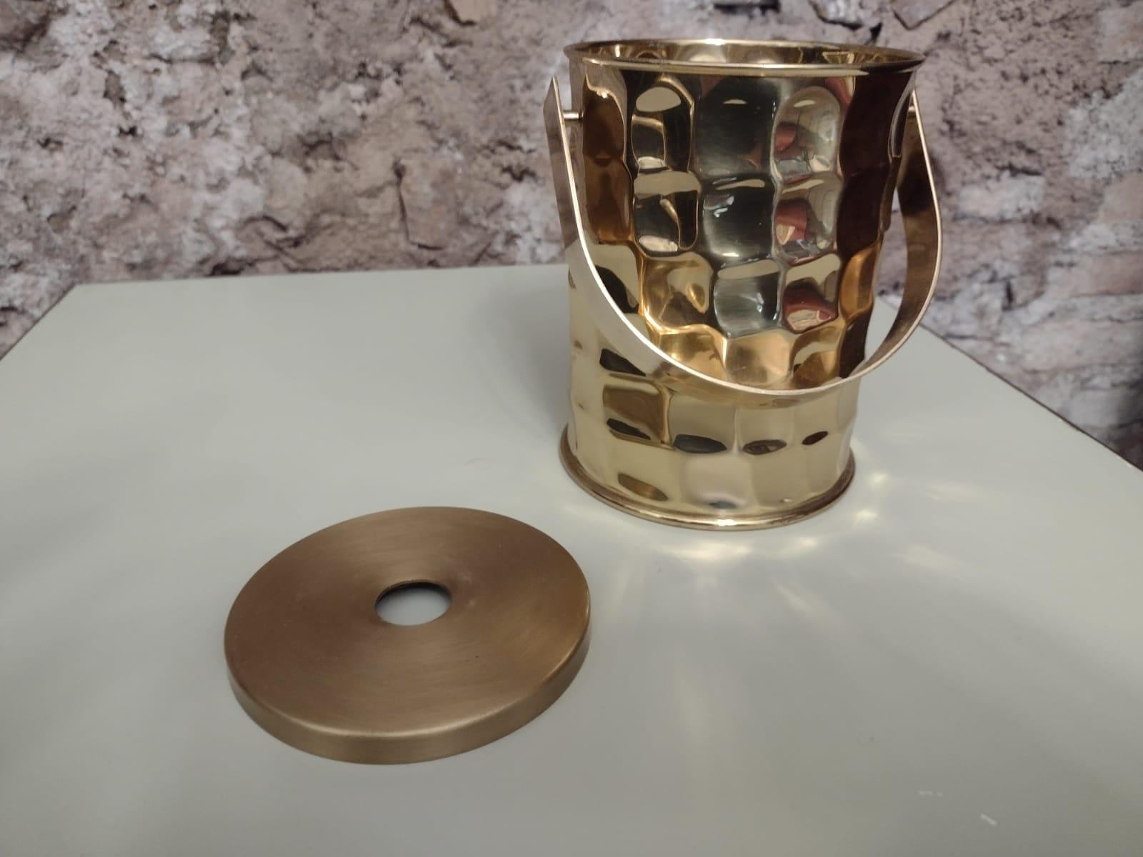 Hollywood Regency Hand-Hammered Brass Ice Bucket, Italy, 1960s For Sale