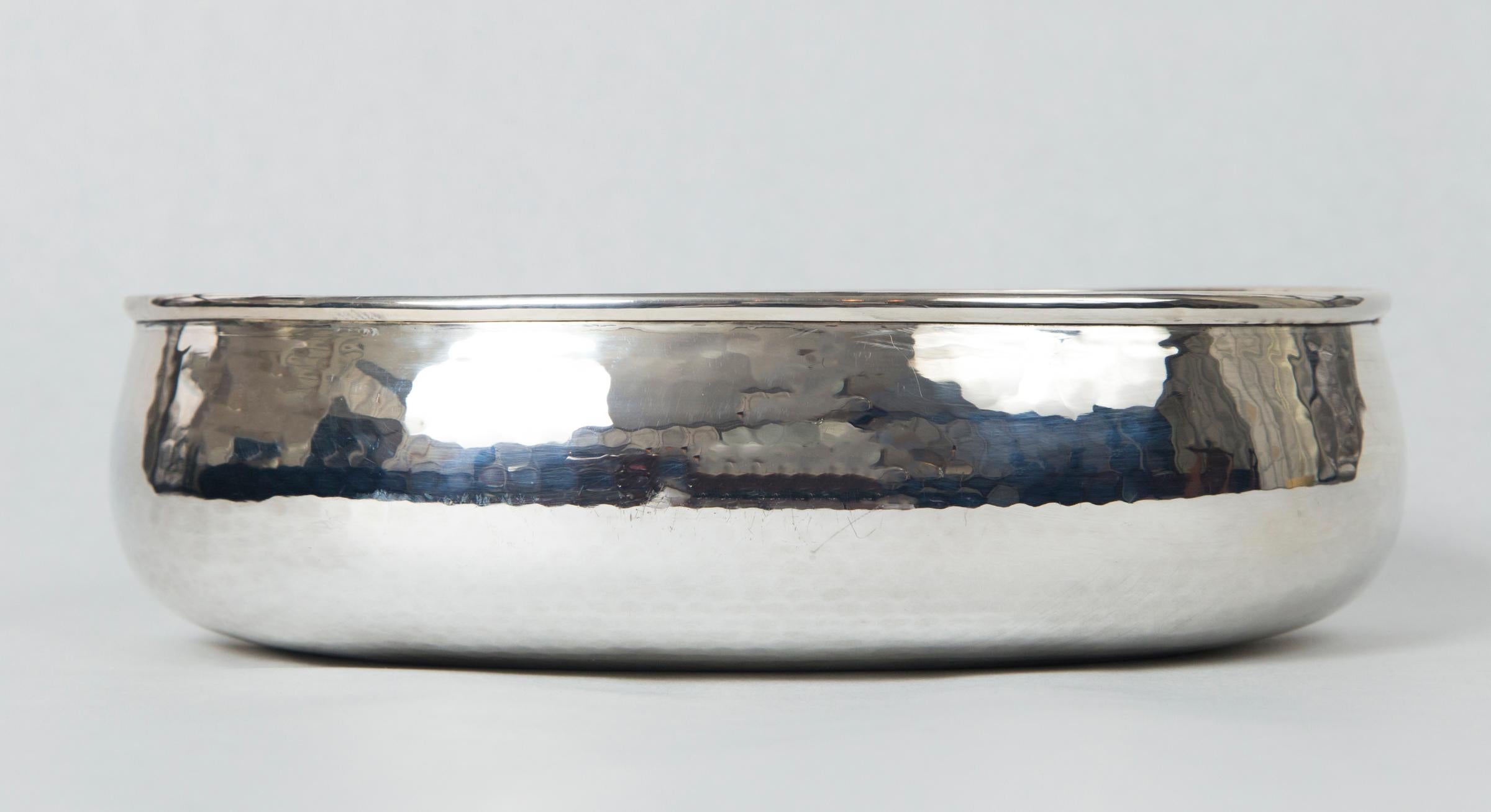 Italian Hand-Hammered Oval Serving Bowl, .800 Silver, Italy, Late 20th Century