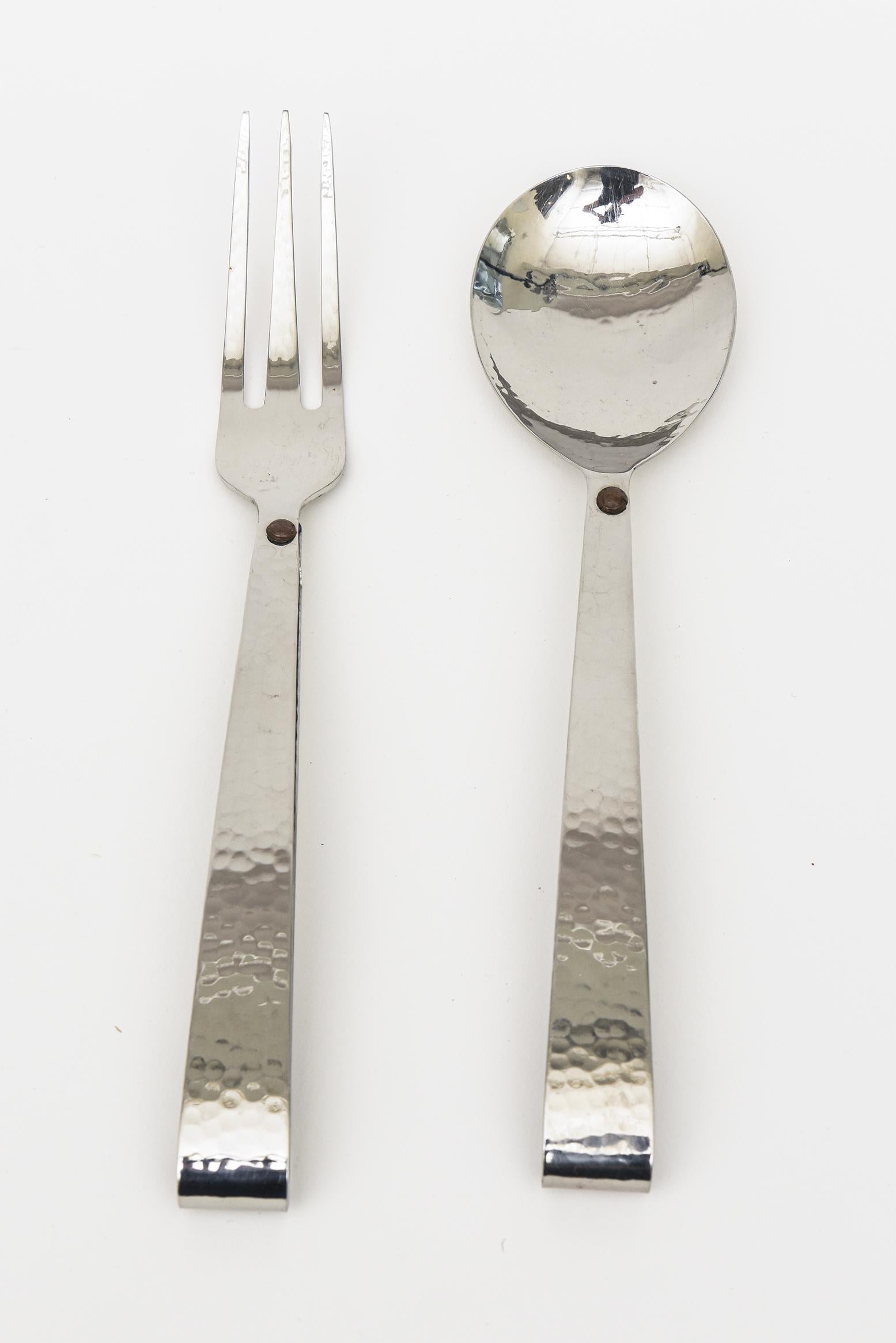 Modern Hand Hammered Silver-Plate Looped Serving Pieces Or Salad Servers With Brass Dot For Sale