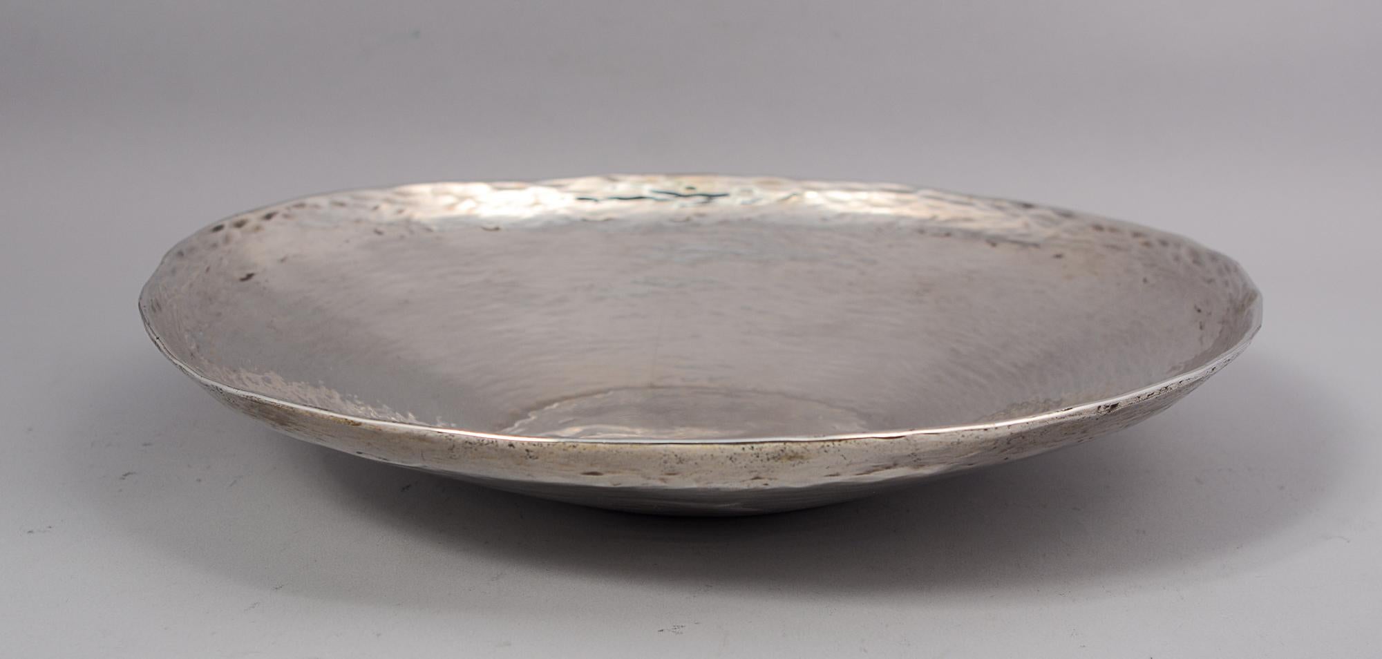 Mid-Century Modern Hand Hammered Sterling Silver Bowl by J. Tavara Industria Peruana