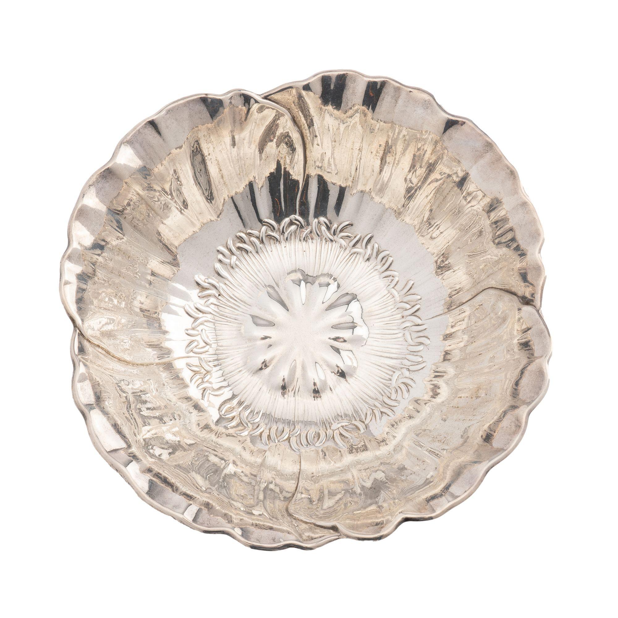 Aesthetic Movement Hand-Hammered Sterling Silver Bowl by Meriden Britannia Co '1893' For Sale