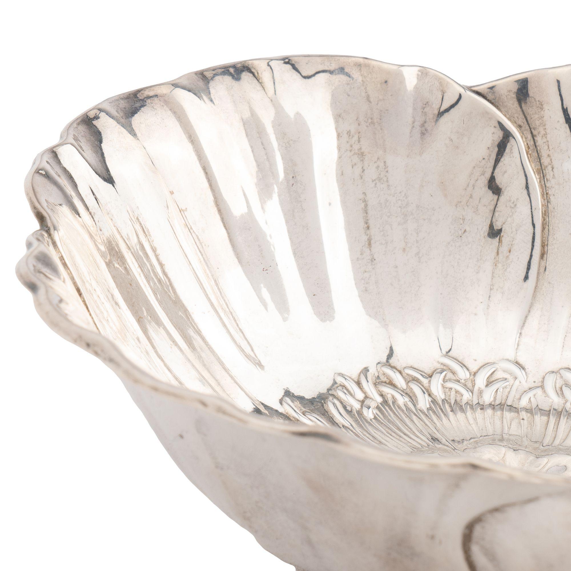 American Hand-Hammered Sterling Silver Bowl by Meriden Britannia Co '1893' For Sale