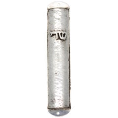 Handgehämmertes Mezuzah-Etui aus Sterlingsilber, limitierte Auflage, 20. Jahrhundert