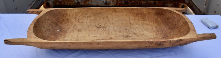 Handgeschnitzte Trog- oder Teigschüssel aus Obstholz bei 1stDibs Deutschland