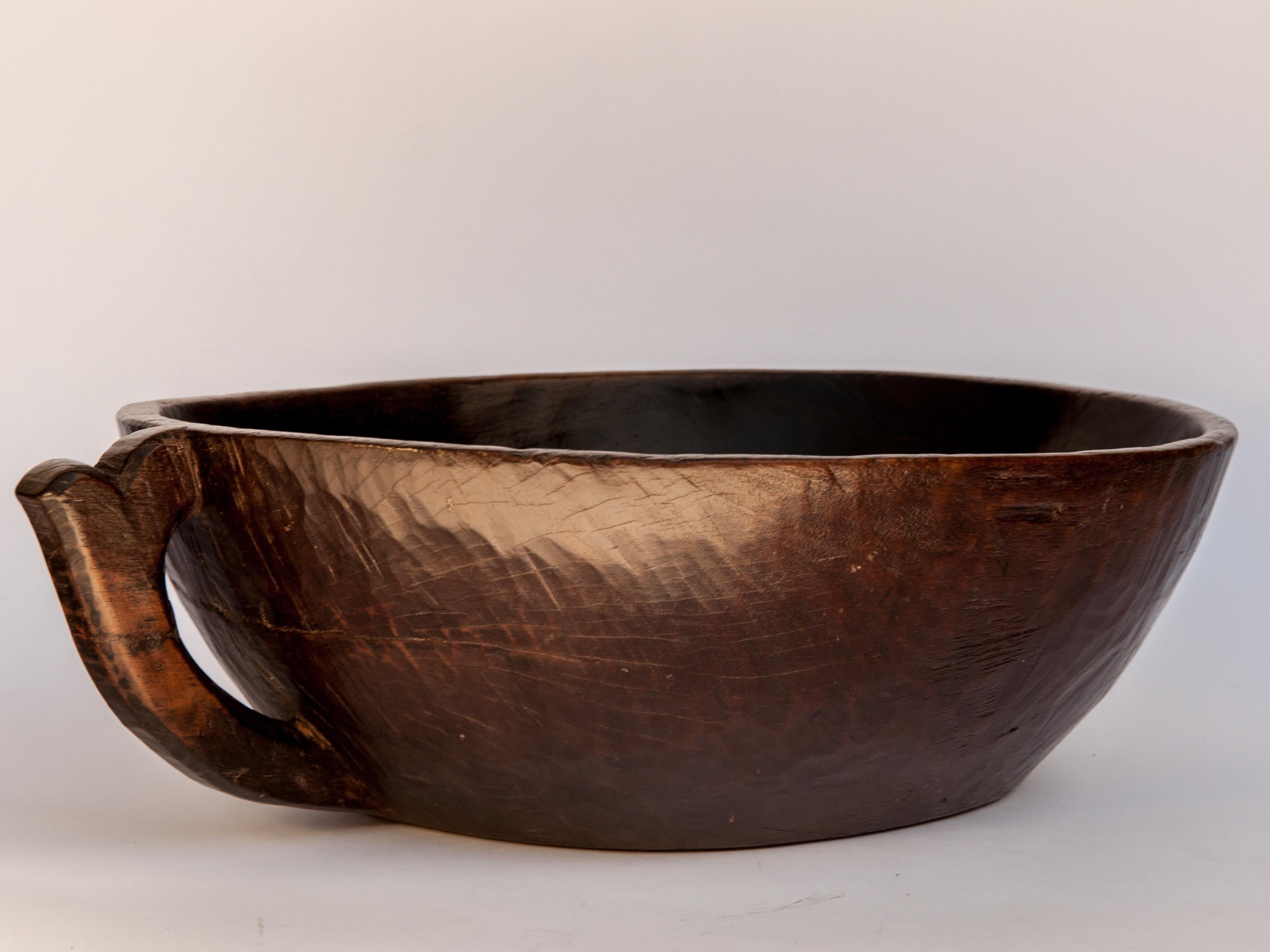 Hand Hewn Wooden Bowl with Handle from Sulawesi, Indonesia, Mid-20th Century 1
