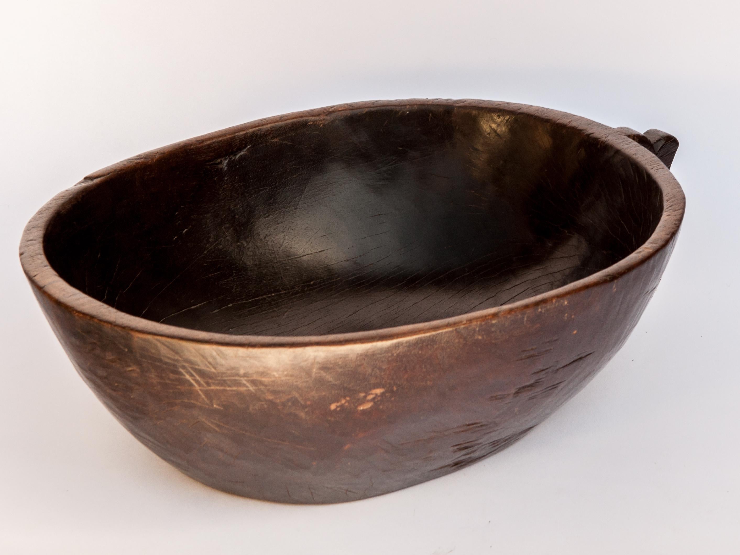 Hand Hewn Wooden Bowl with Handle from Sulawesi, Indonesia, Mid-20th Century 3
