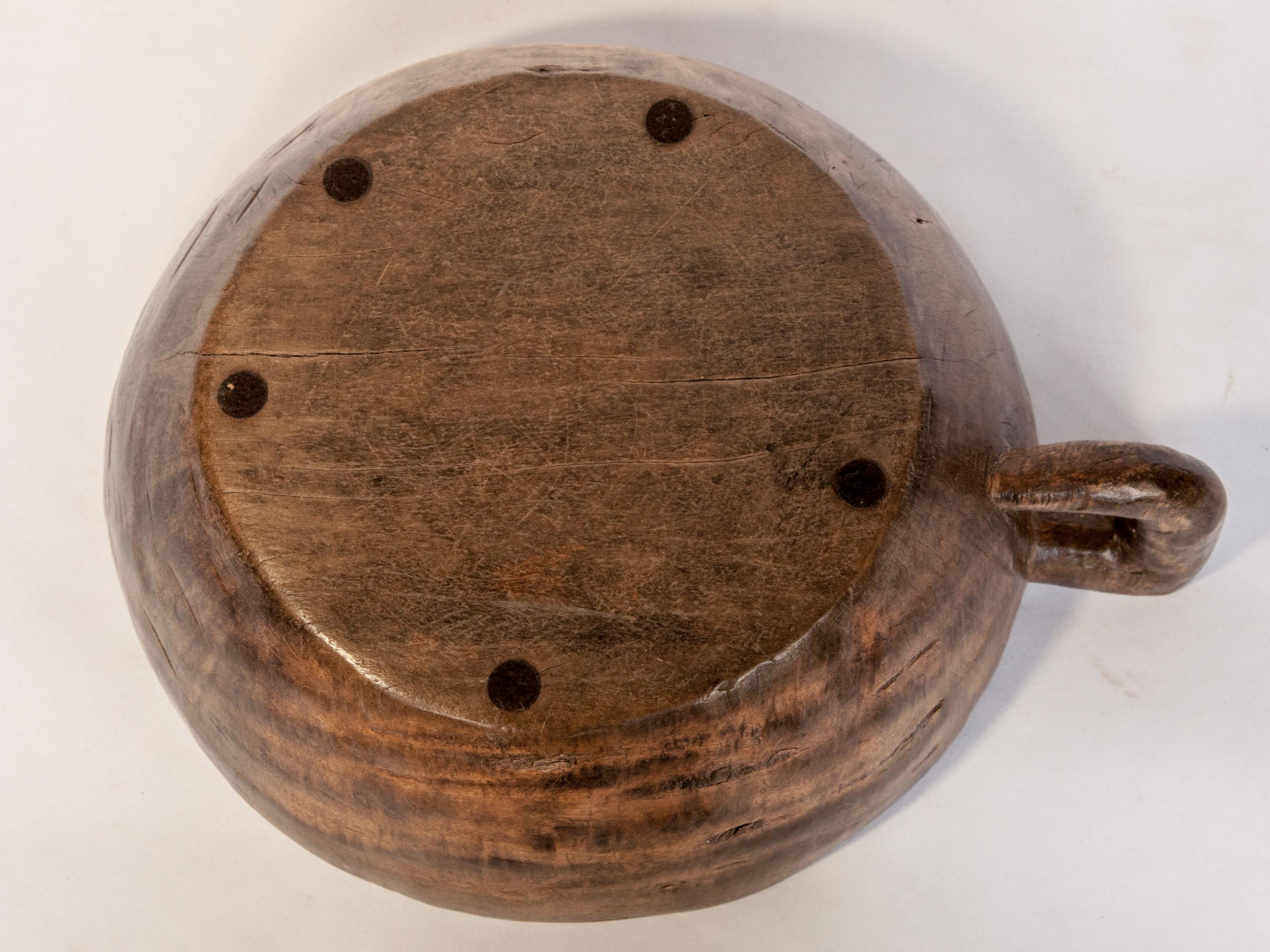 Hand Hewn Wooden Bowl with Handle Sulawesi, Indonesia, Mid-Late 20th Century 9